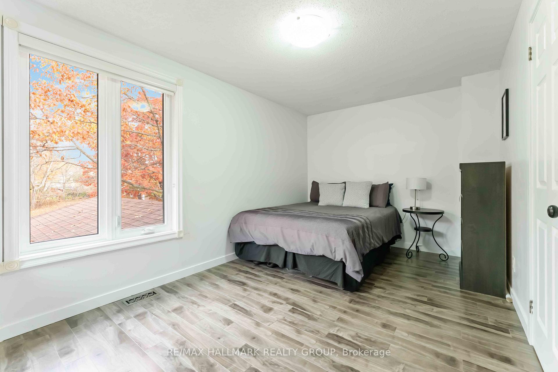 Photo 19 of 1655 Des Broussailles Terrace, Ottawa, Chapel Hill — HOMEH