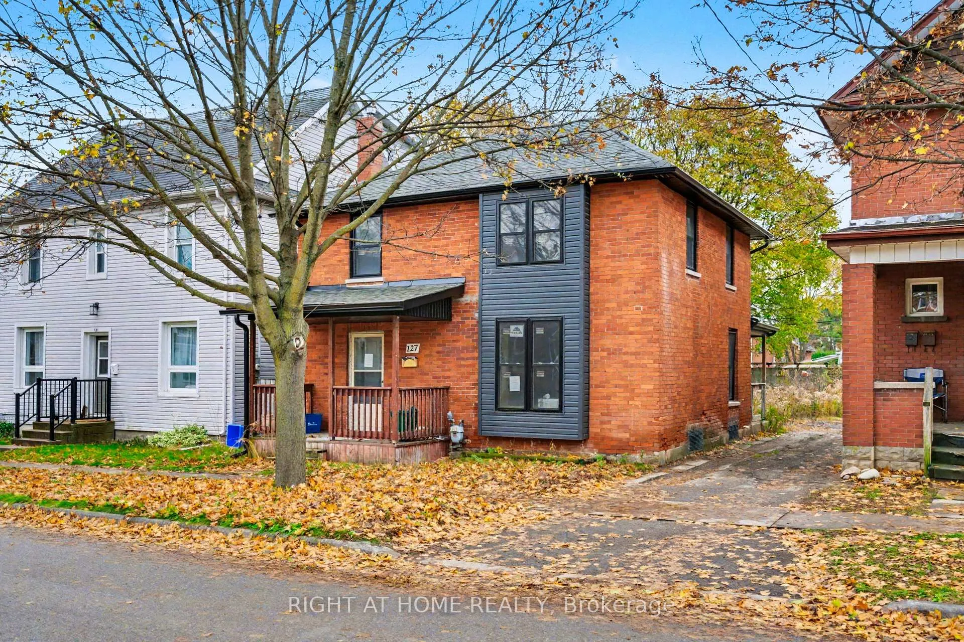 Photo 1 of 127 Elgin Street E, Oshawa, O'Neill — HOMEH