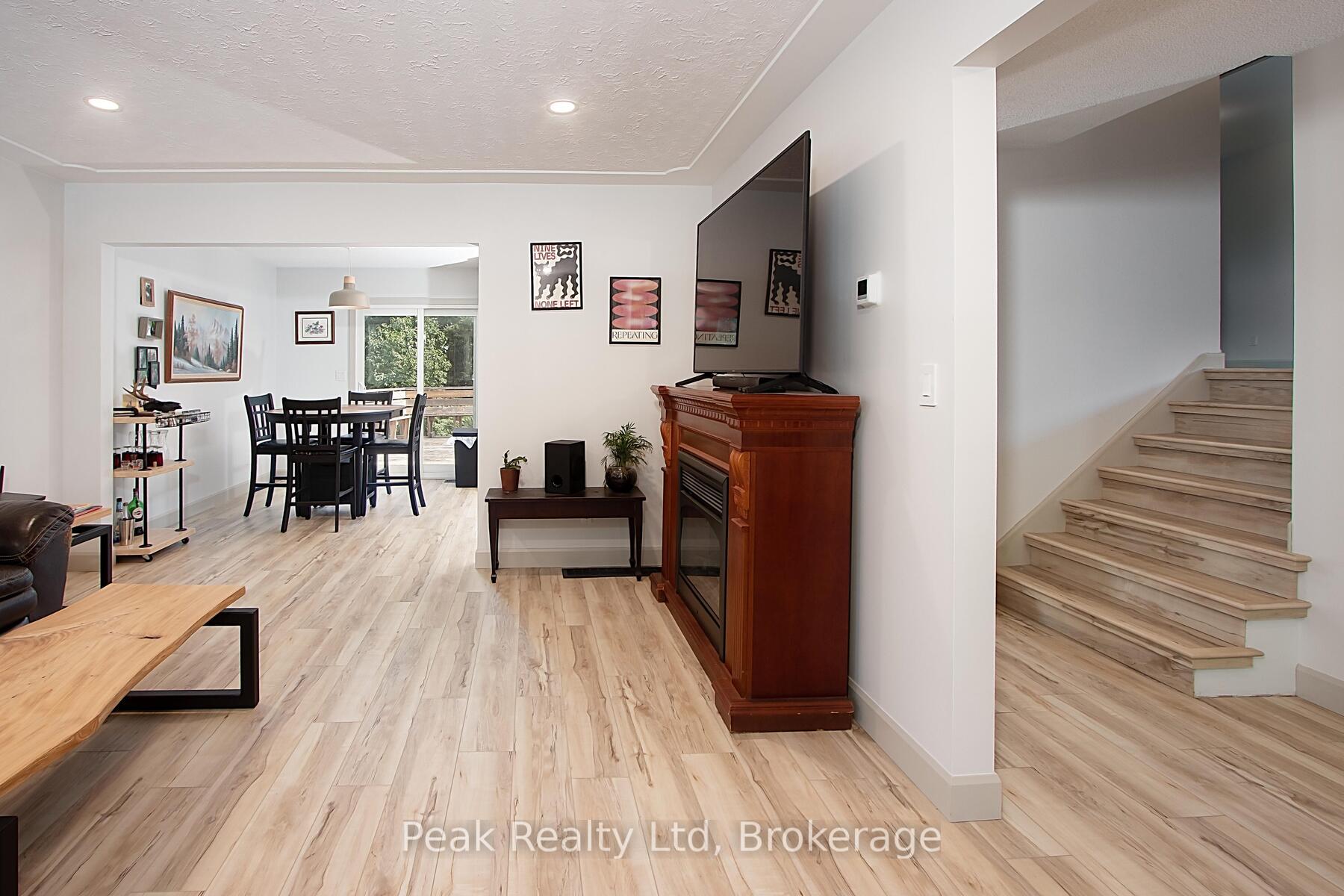 Photo 10 of 765 John Street W, North Perth, Listowel — HOMEH
