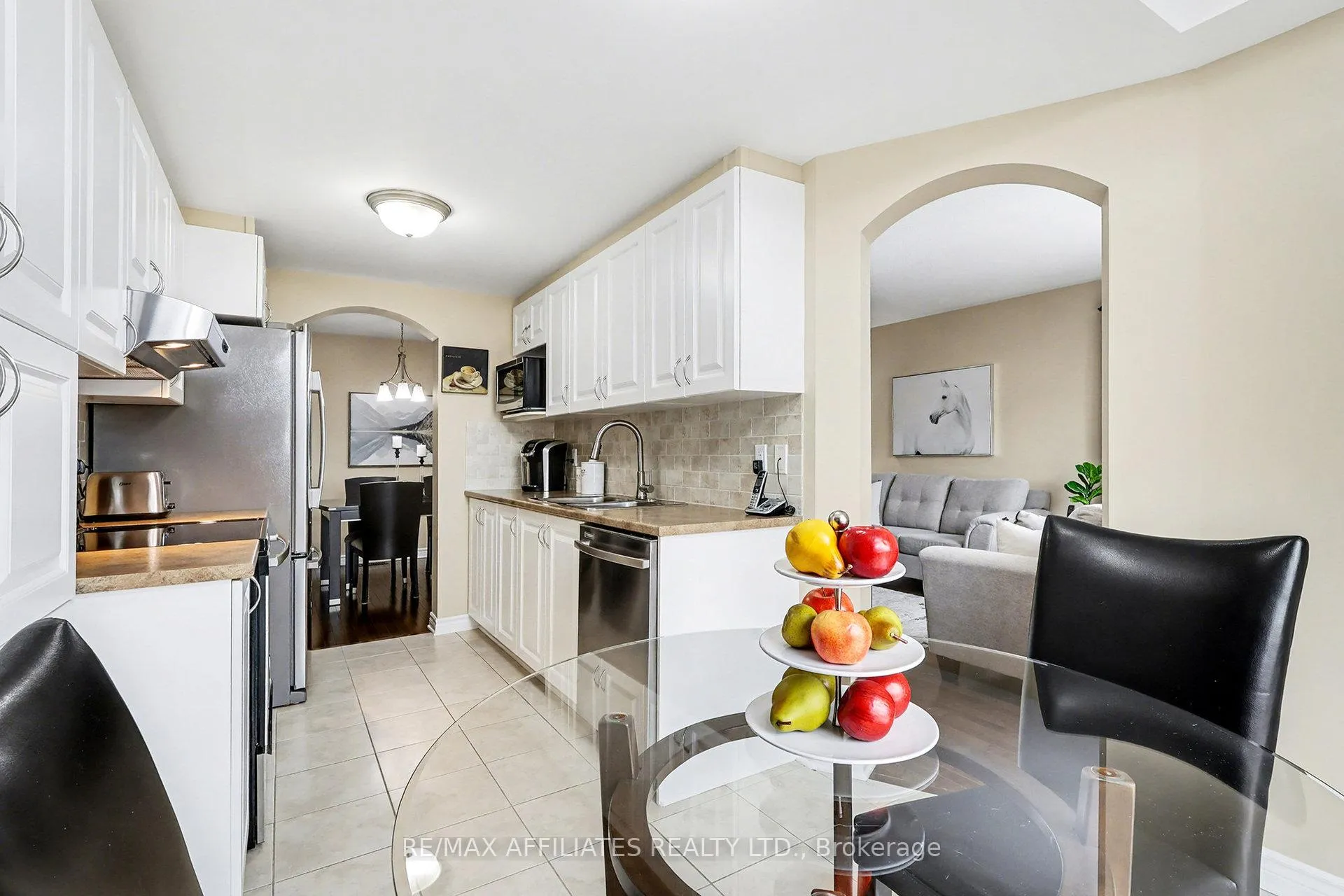Photo 16 of 876 Ashenvale Way, Ottawa, Avalon East — HOMEH