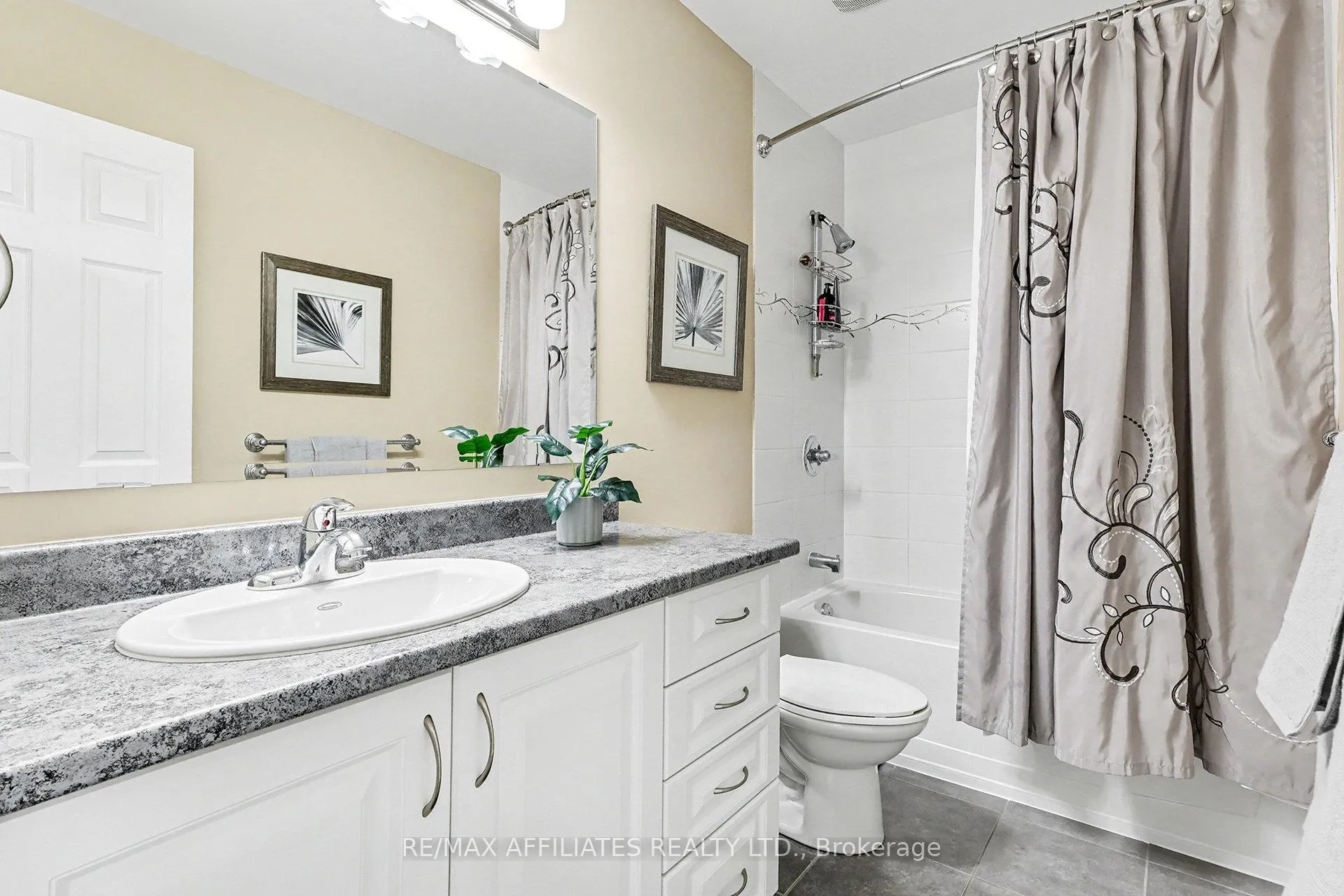 Photo 24 of 876 Ashenvale Way, Ottawa, Avalon East — HOMEH