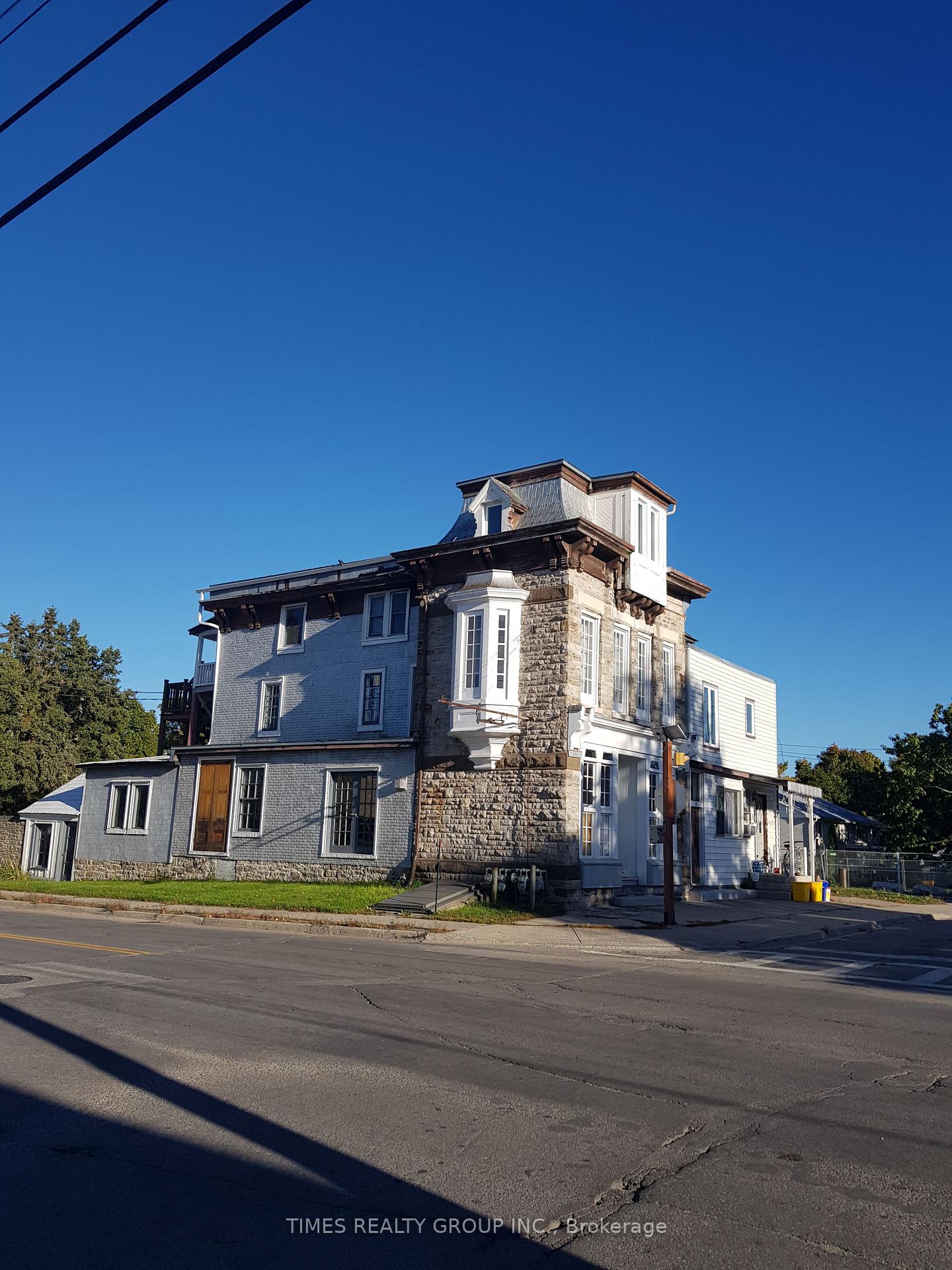Photo 1 of 51 - 53 Drummond Street E, Perth — HOMEH