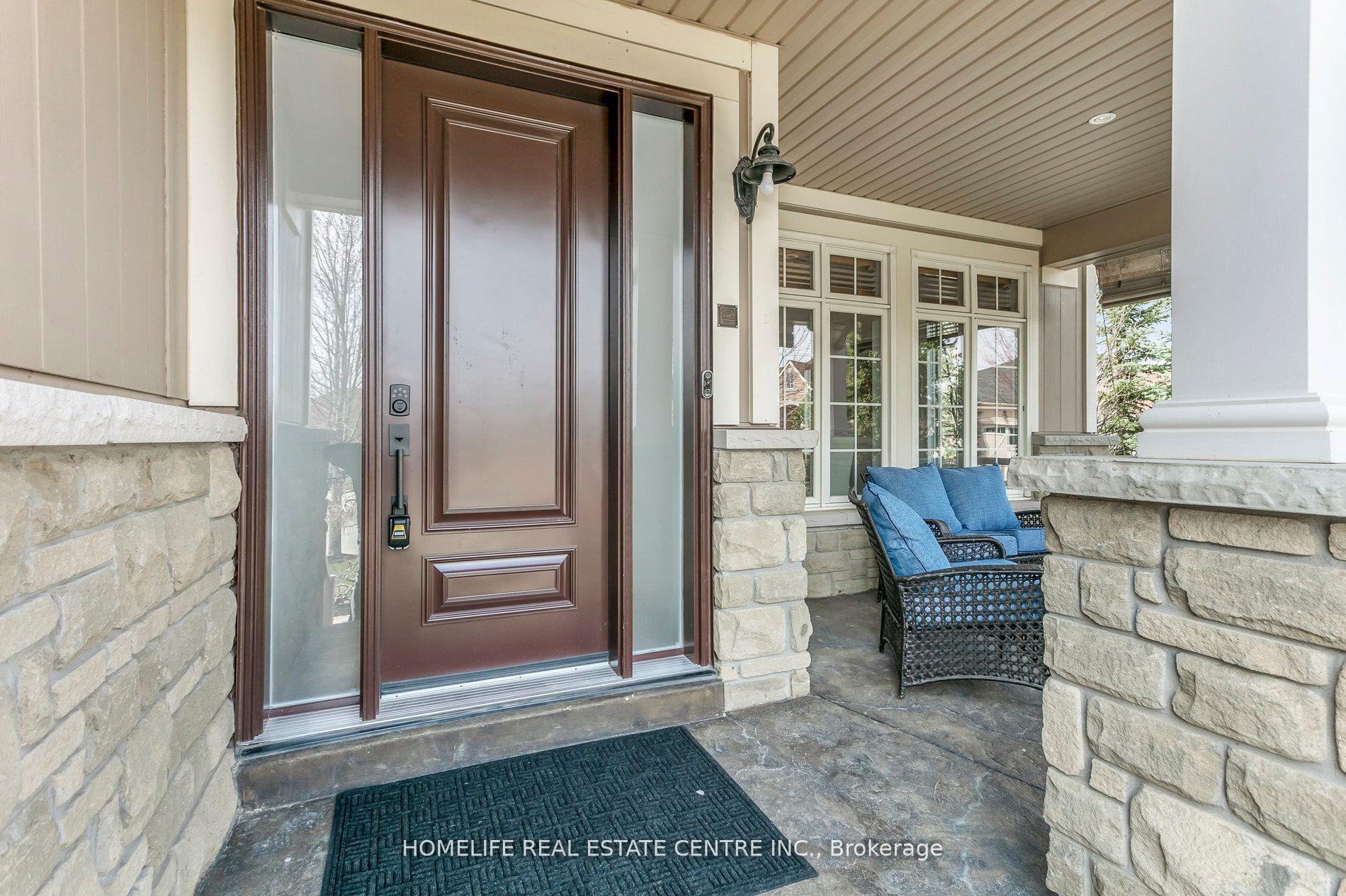 Photo 2 of 60 Young Court, Orangeville — HOMEH