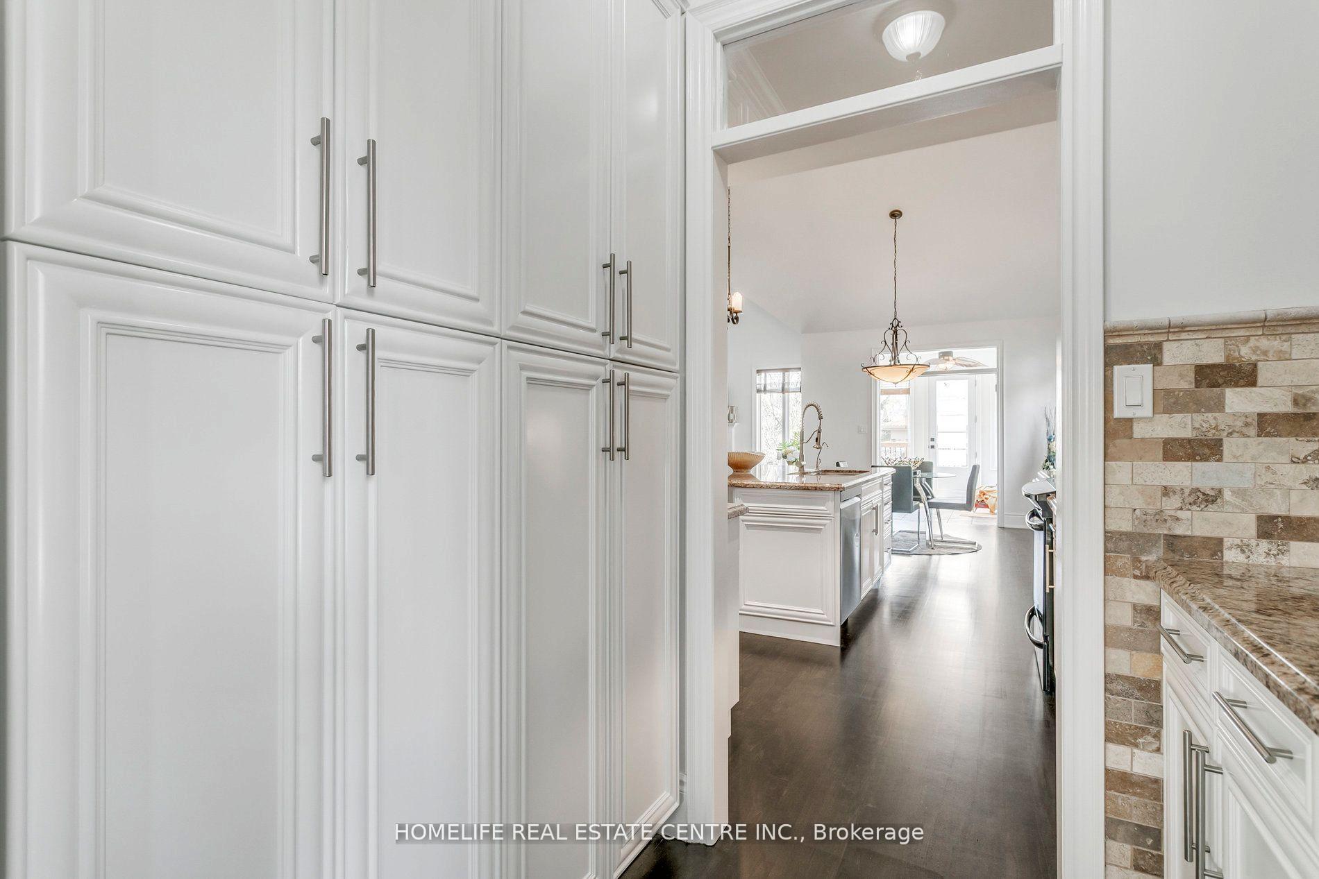 Photo 9 of 60 Young Court, Orangeville — HOMEH