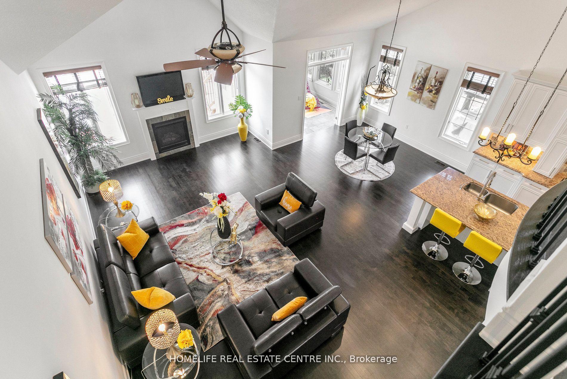 Photo 8 of 60 Young Court, Orangeville — HOMEH
