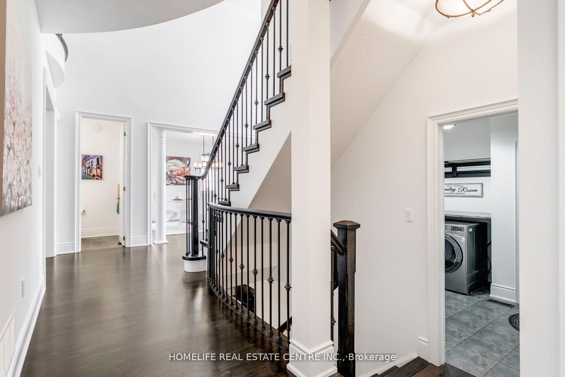 Photo 12 of 60 Young Court, Orangeville — HOMEH