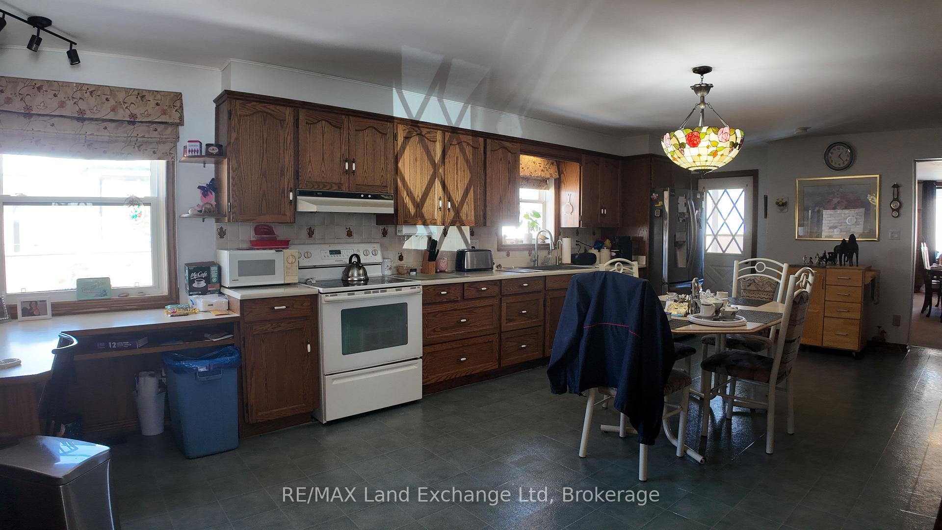 Photo 2 of 38 John Street W, North Huron, Wingham — HOMEH