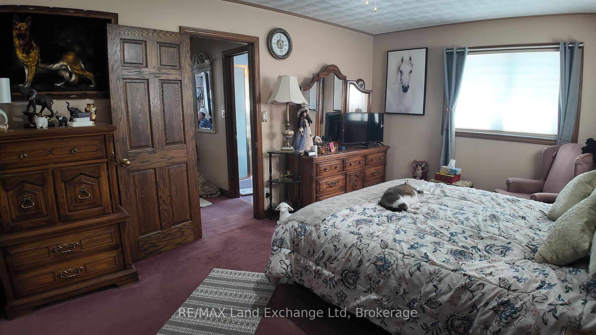 Photo 18 of 38 John Street W, North Huron, Wingham — HOMEH