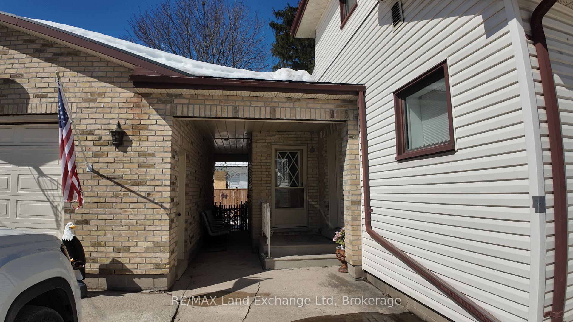 Photo 27 of 38 John Street W, North Huron, Wingham — HOMEH