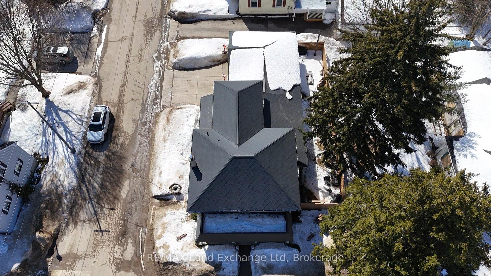 Photo 30 of 38 John Street W, North Huron, Wingham — HOMEH