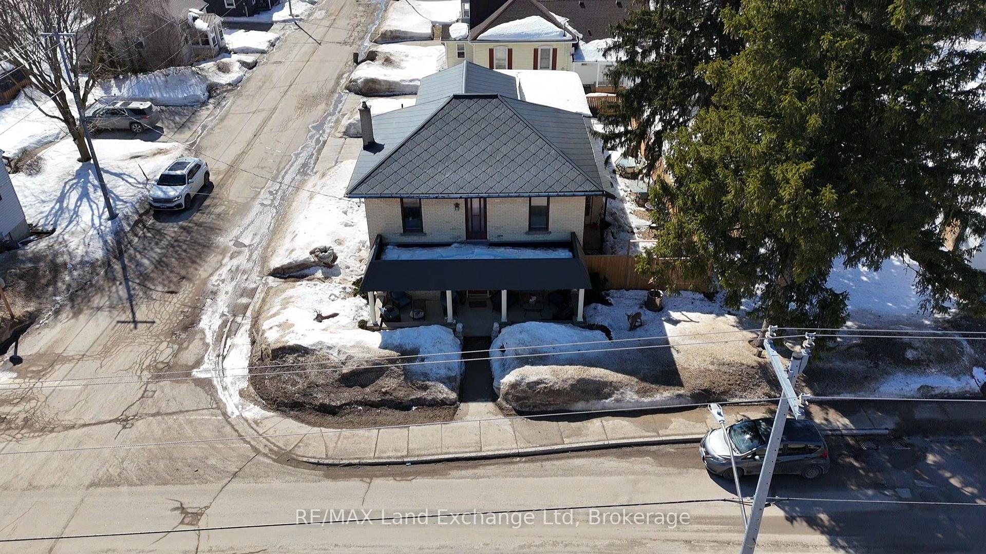 Photo 31 of 38 John Street W, North Huron, Wingham — HOMEH