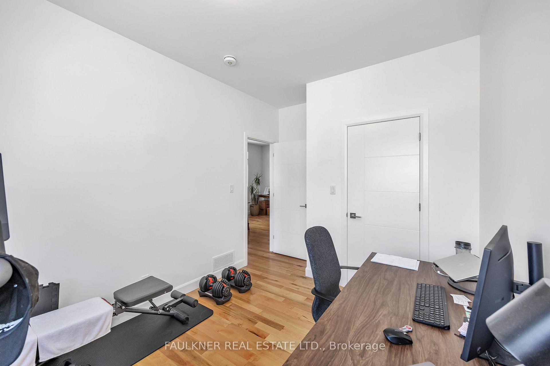 Photo 20 of 143 Columbus Avenue, Ottawa, Overbrook/Castle Heights — HOMEH