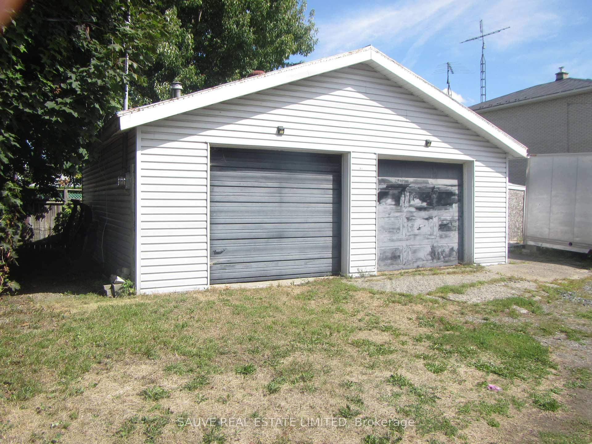 Photo 1 of 230 Boundary Road E, North Glengarry, Alexandria — HOMEH