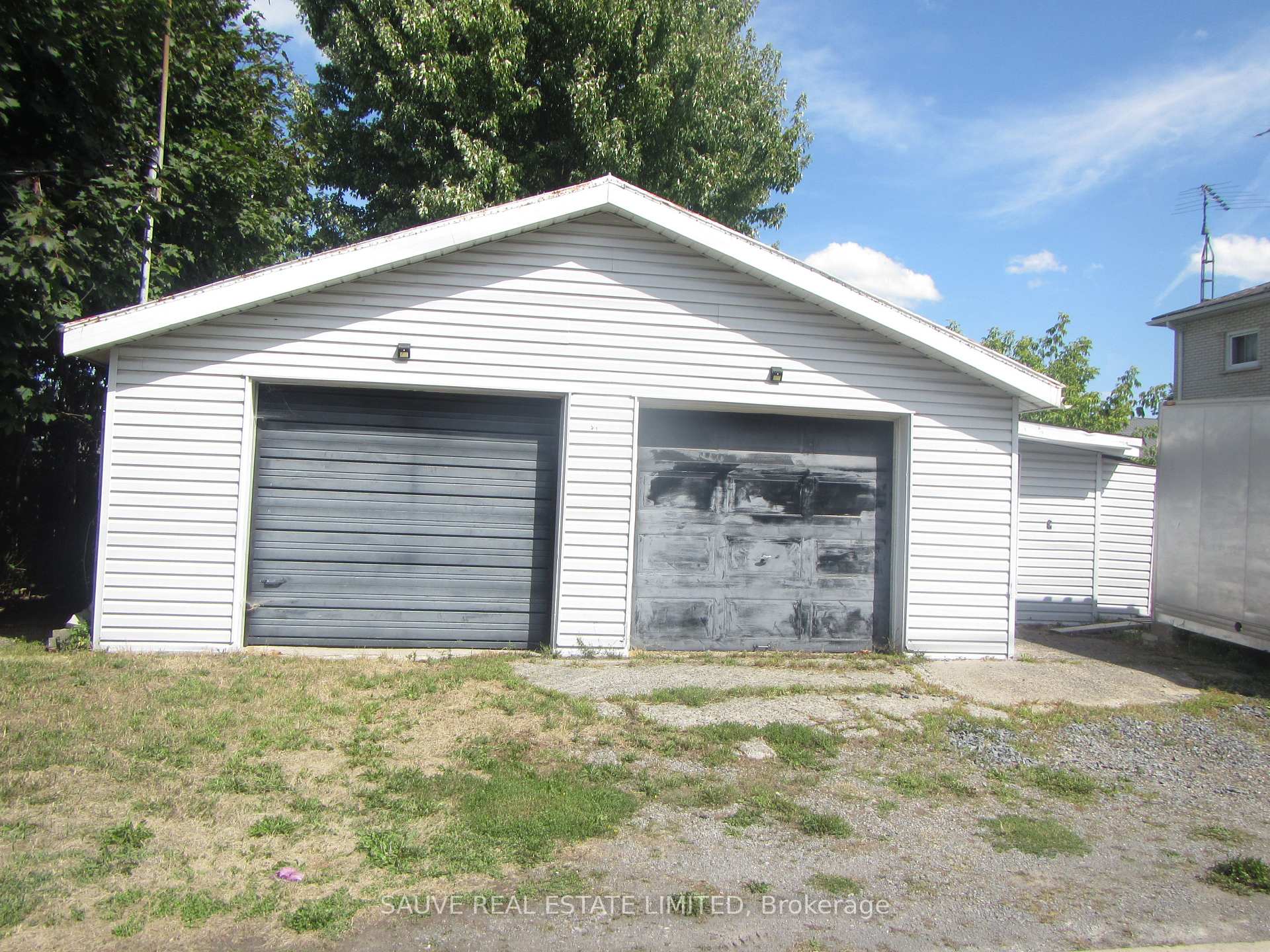 Photo 2 of 230 Boundary Road E, North Glengarry, Alexandria — HOMEH