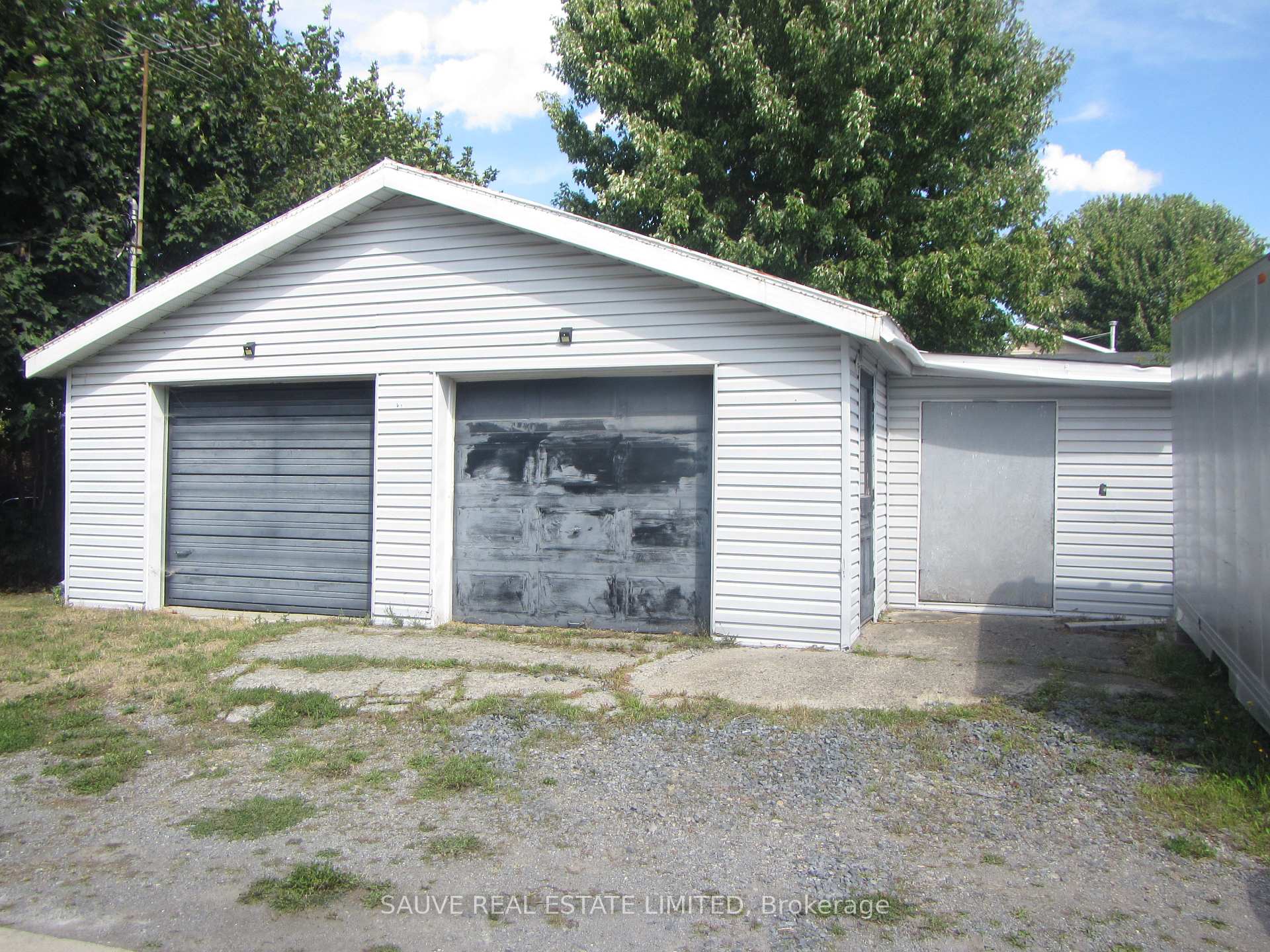 Photo 4 of 230 Boundary Road E, North Glengarry, Alexandria — HOMEH