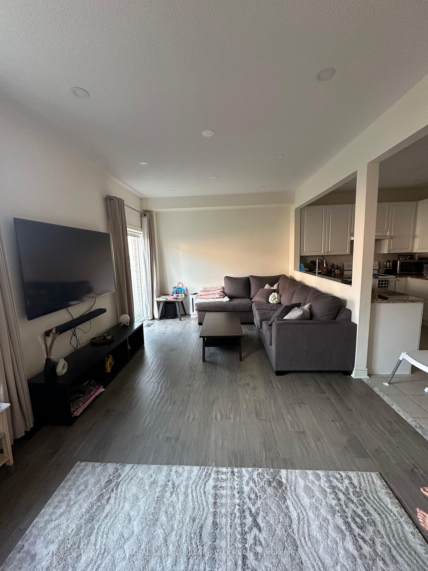 Photo 29 of 486 Downes Jackson Heights, Milton, Harrison — HOMEH