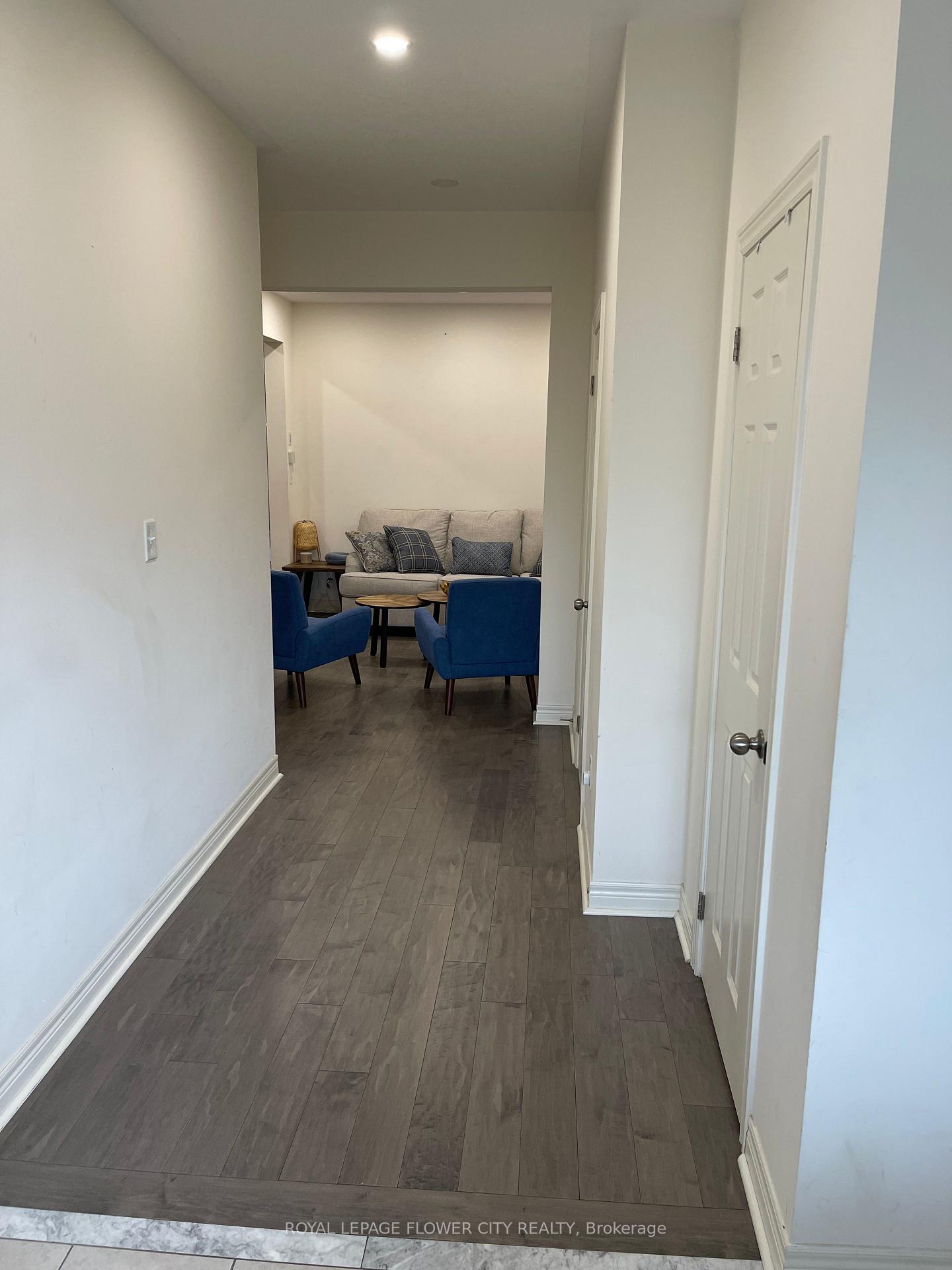 Photo 4 of 486 Downes Jackson Heights, Milton, Harrison — HOMEH