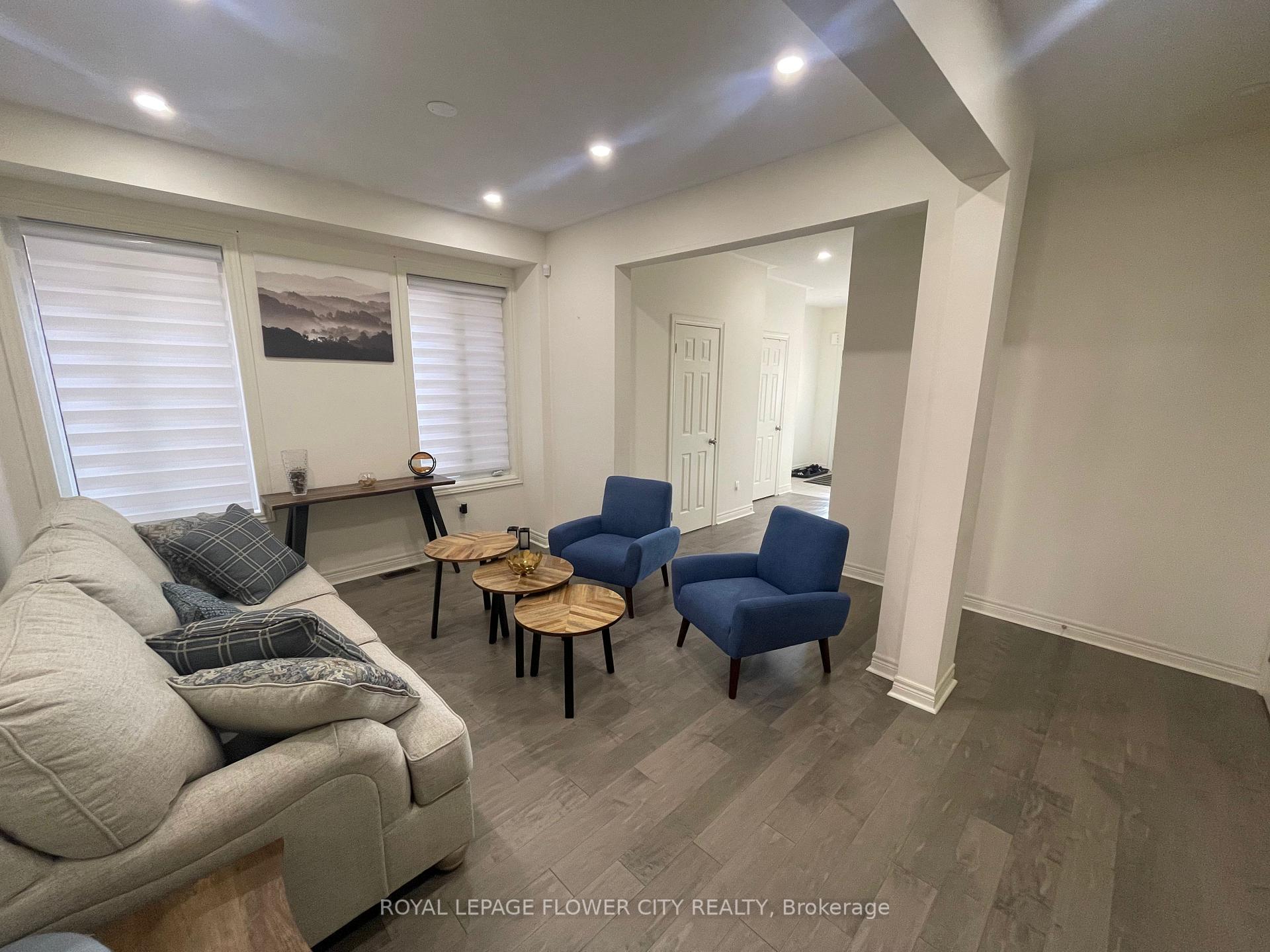 Photo 10 of 486 Downes Jackson Heights, Milton, Harrison — HOMEH