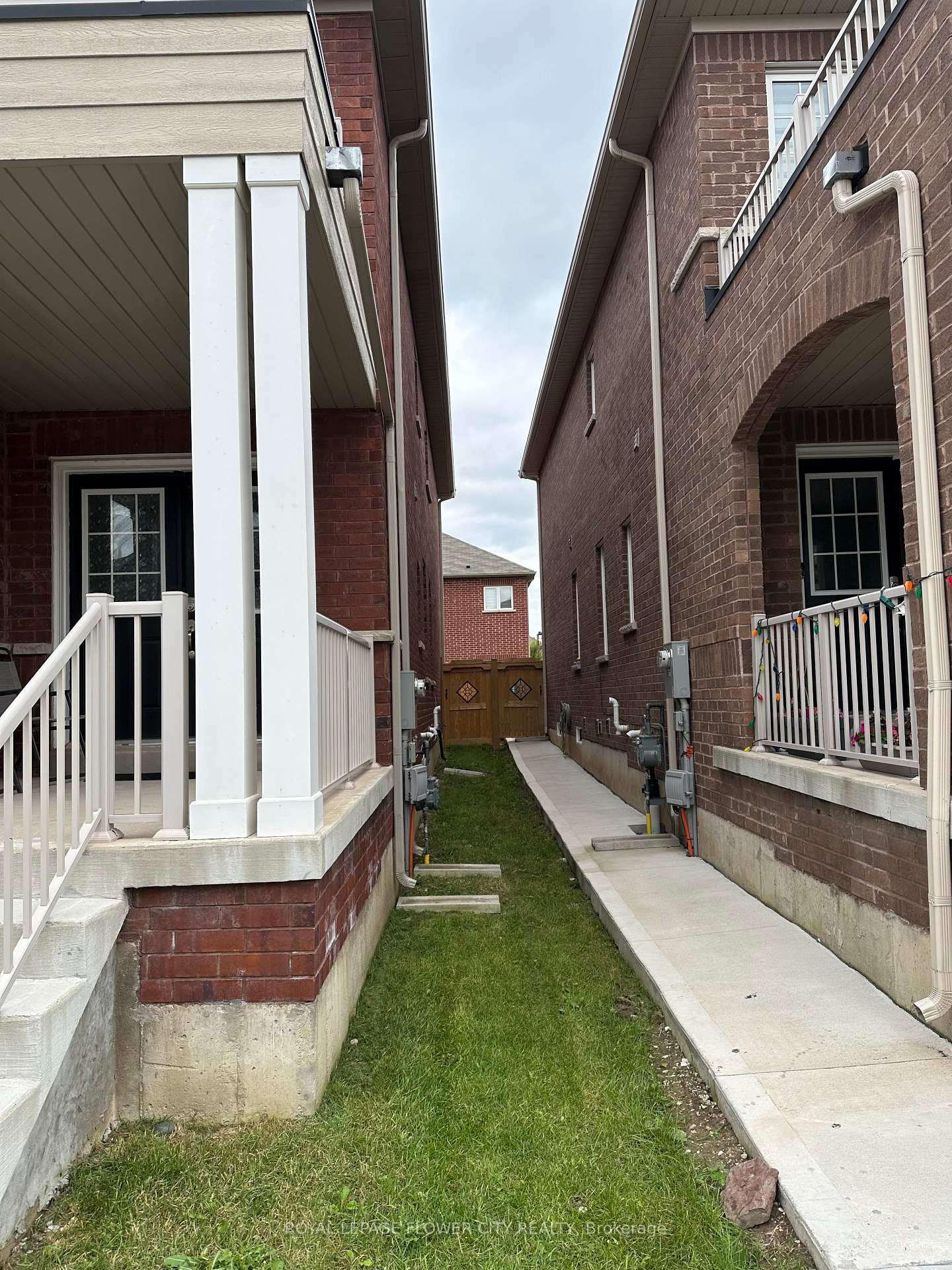 Photo 22 of 486 Downes Jackson Heights, Milton, Harrison — HOMEH