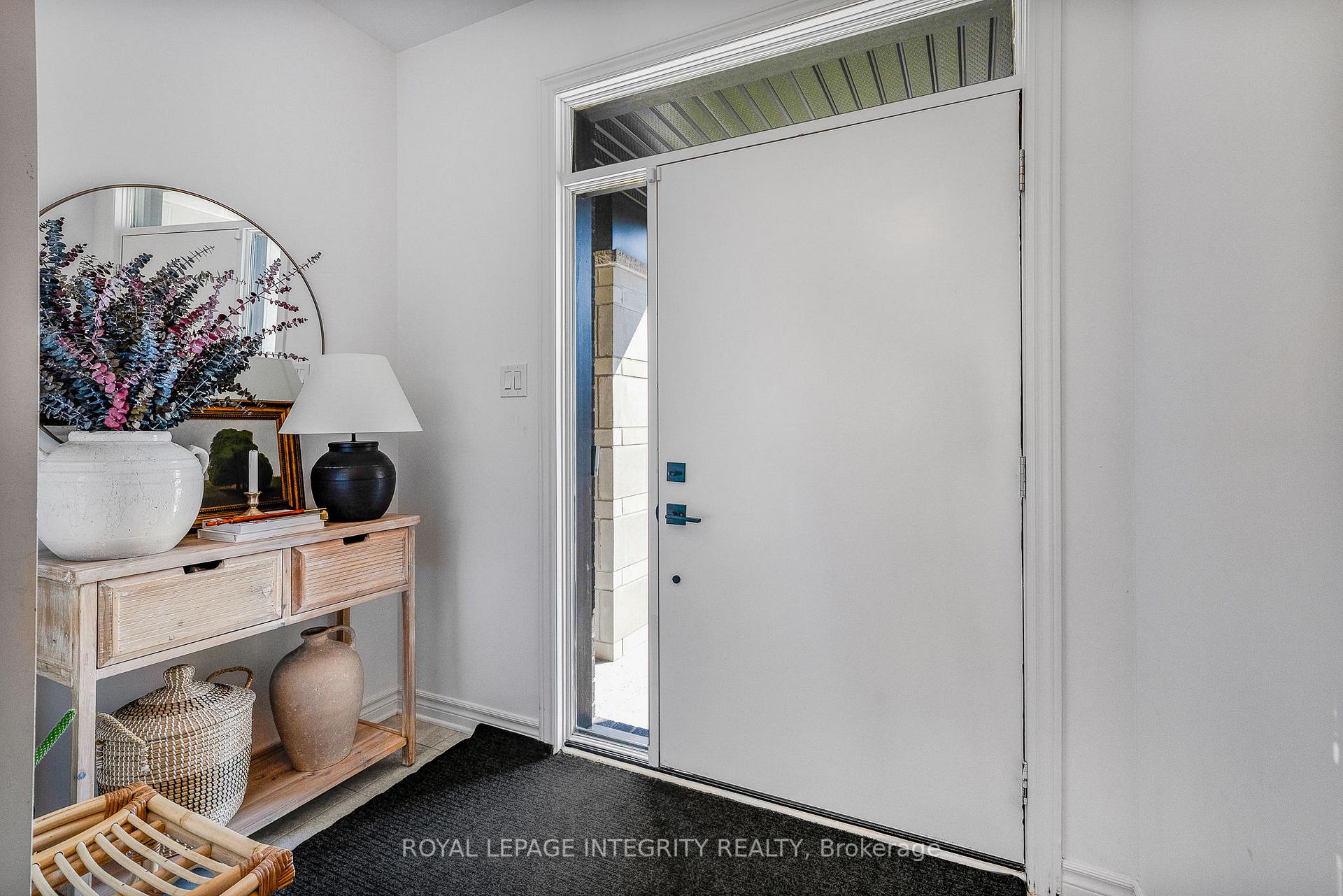 Photo 3 of 181 Crevasse Road, Ottawa, Mer Bleue/Bradley Estates/Anderson Park — HOMEH