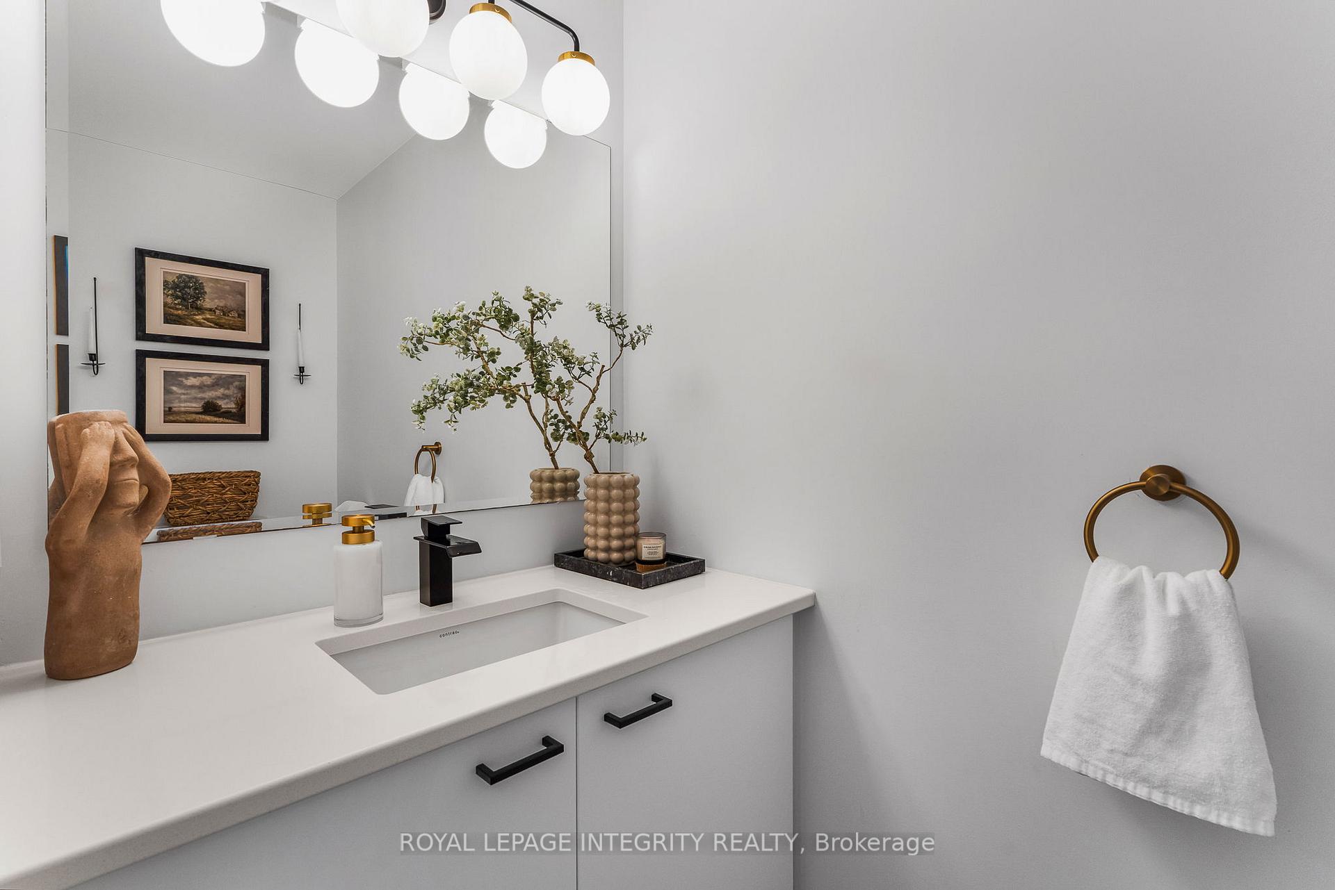 Photo 4 of 181 Crevasse Road, Ottawa, Mer Bleue/Bradley Estates/Anderson Park — HOMEH