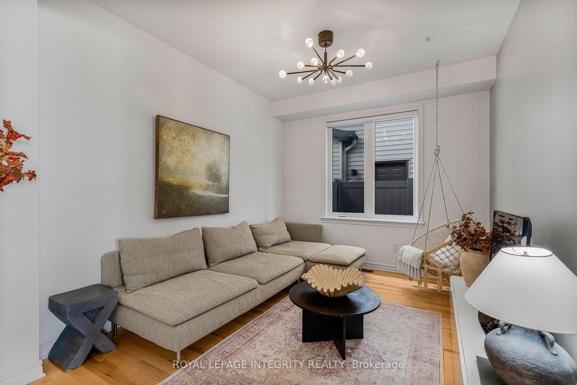 Photo 8 of 181 Crevasse Road, Ottawa, Mer Bleue/Bradley Estates/Anderson Park — HOMEH