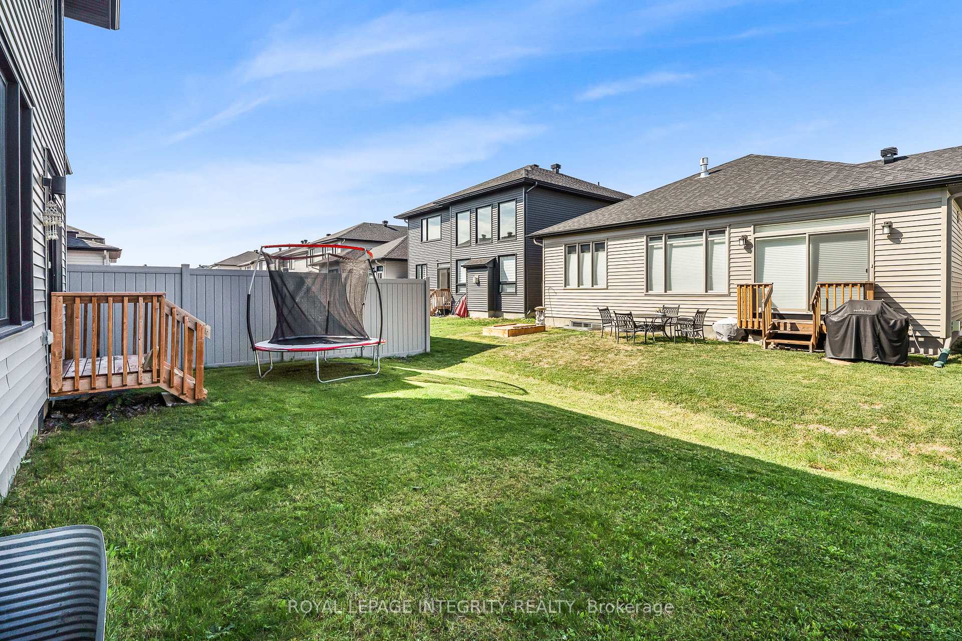 Photo 38 of 181 Crevasse Road, Ottawa, Mer Bleue/Bradley Estates/Anderson Park — HOMEH