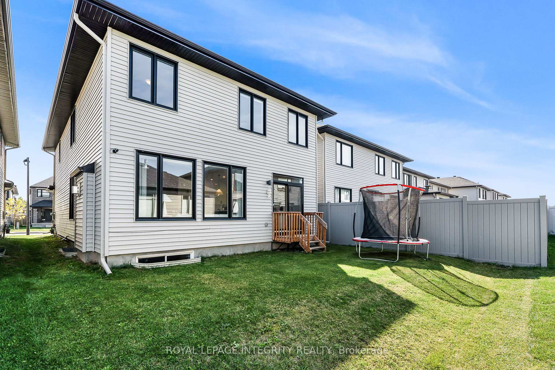 Photo 39 of 181 Crevasse Road, Ottawa, Mer Bleue/Bradley Estates/Anderson Park — HOMEH