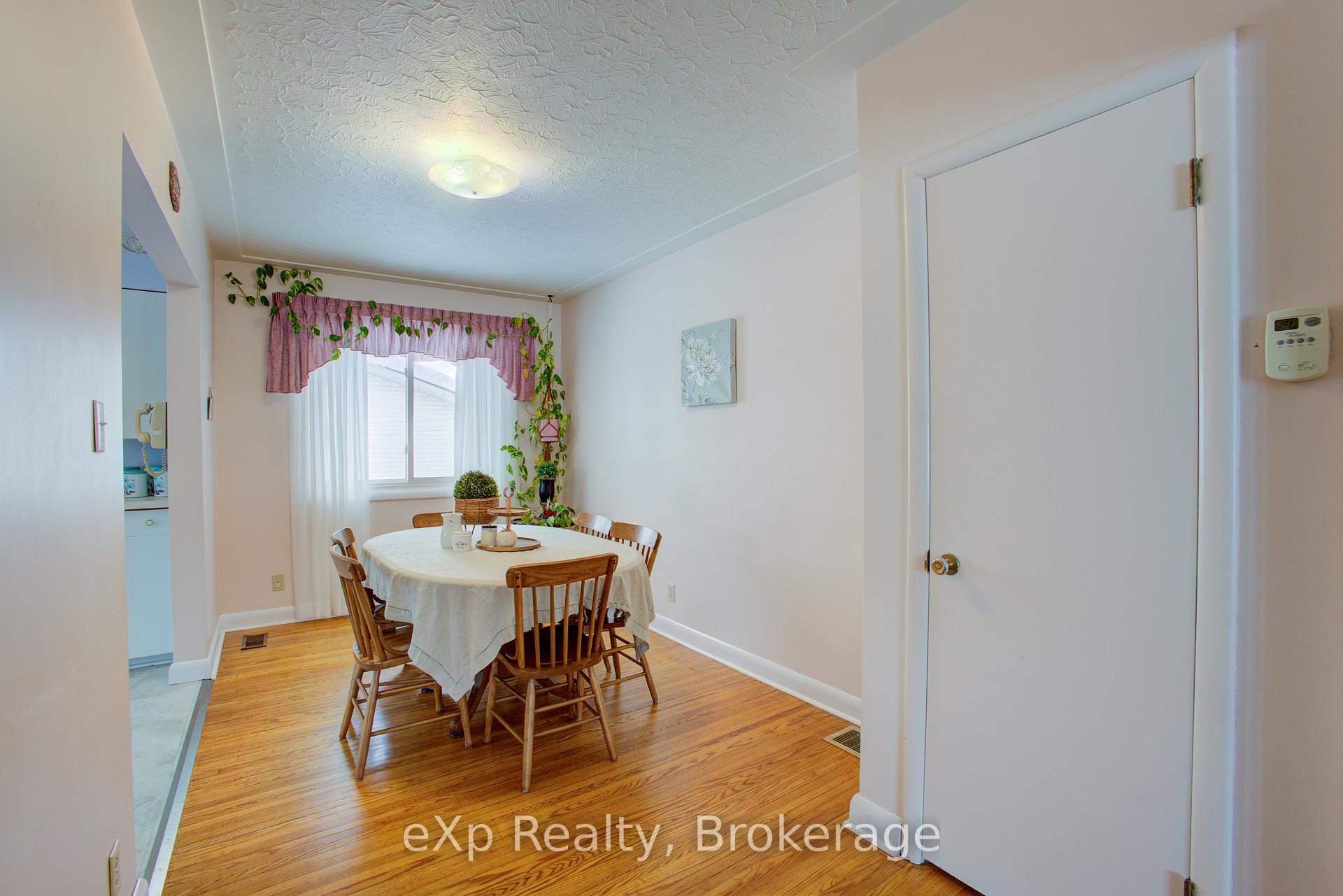 Photo 3 of 318 Leopold Street, North Huron, Wingham — HOMEH