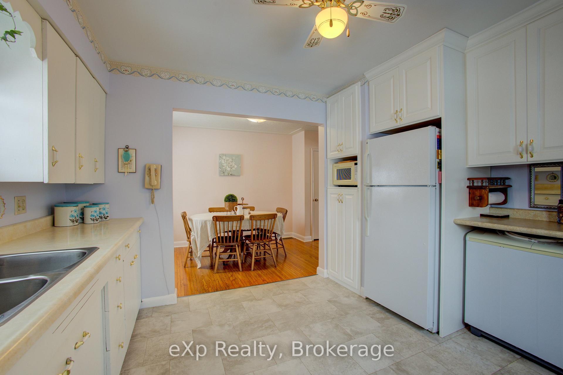 Photo 8 of 318 Leopold Street, North Huron, Wingham — HOMEH