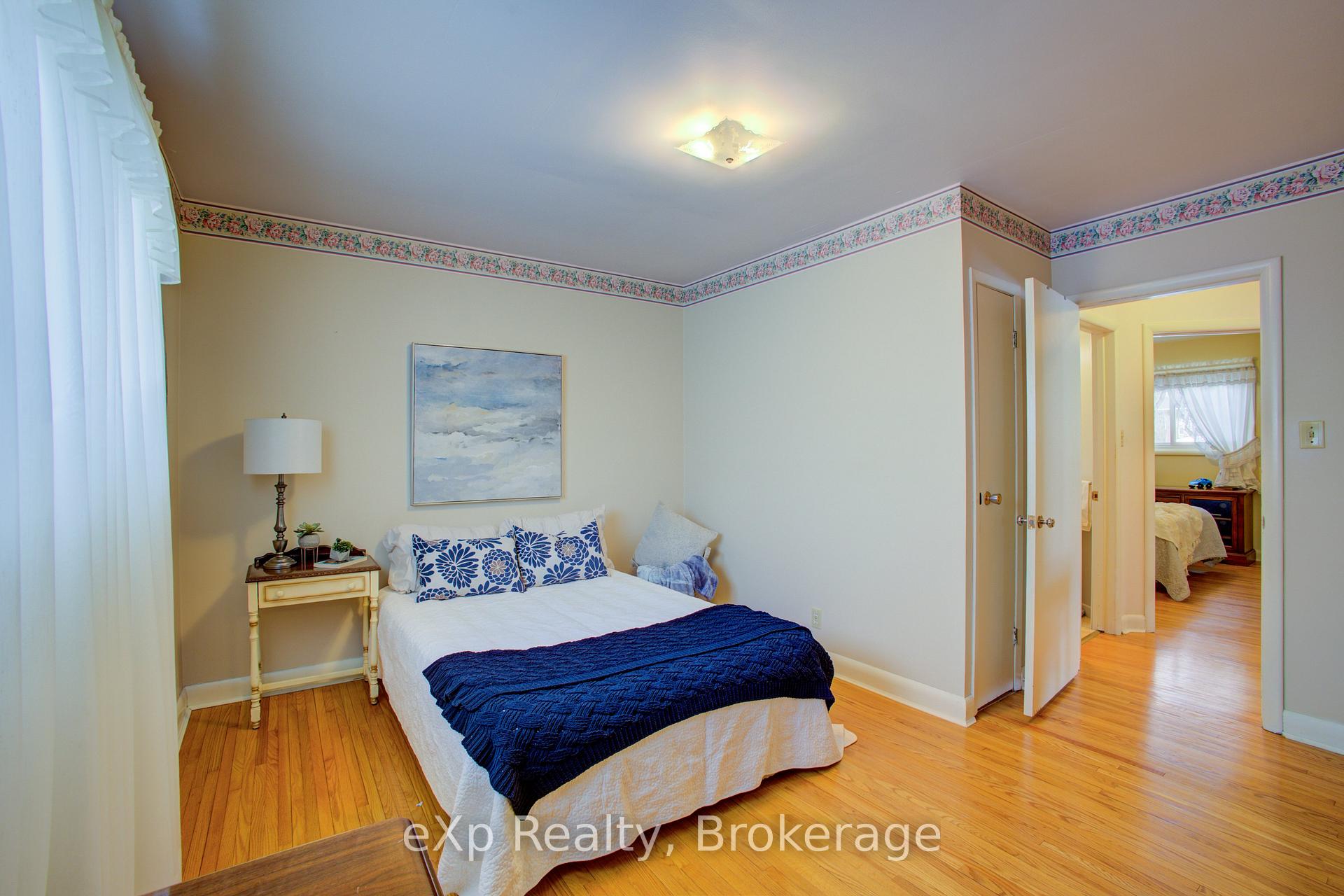 Photo 11 of 318 Leopold Street, North Huron, Wingham — HOMEH