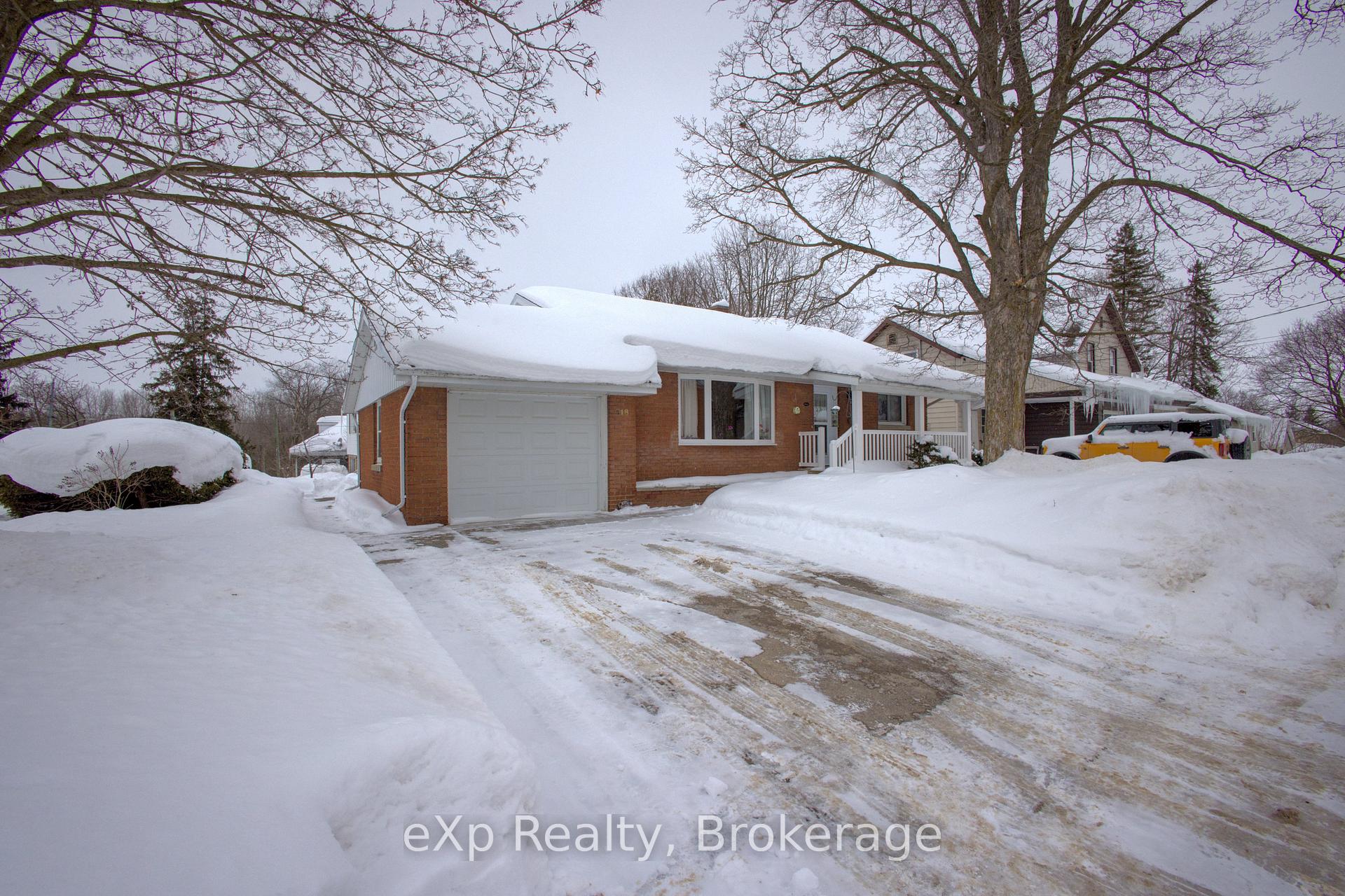 Photo 33 of 318 Leopold Street, North Huron, Wingham — HOMEH