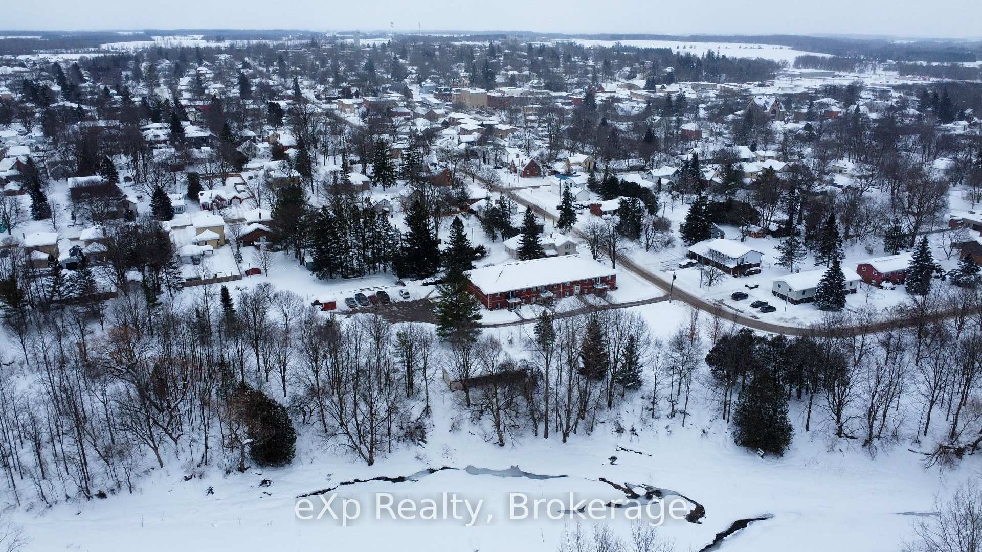 Photo 38 of 318 Leopold Street, North Huron, Wingham — HOMEH