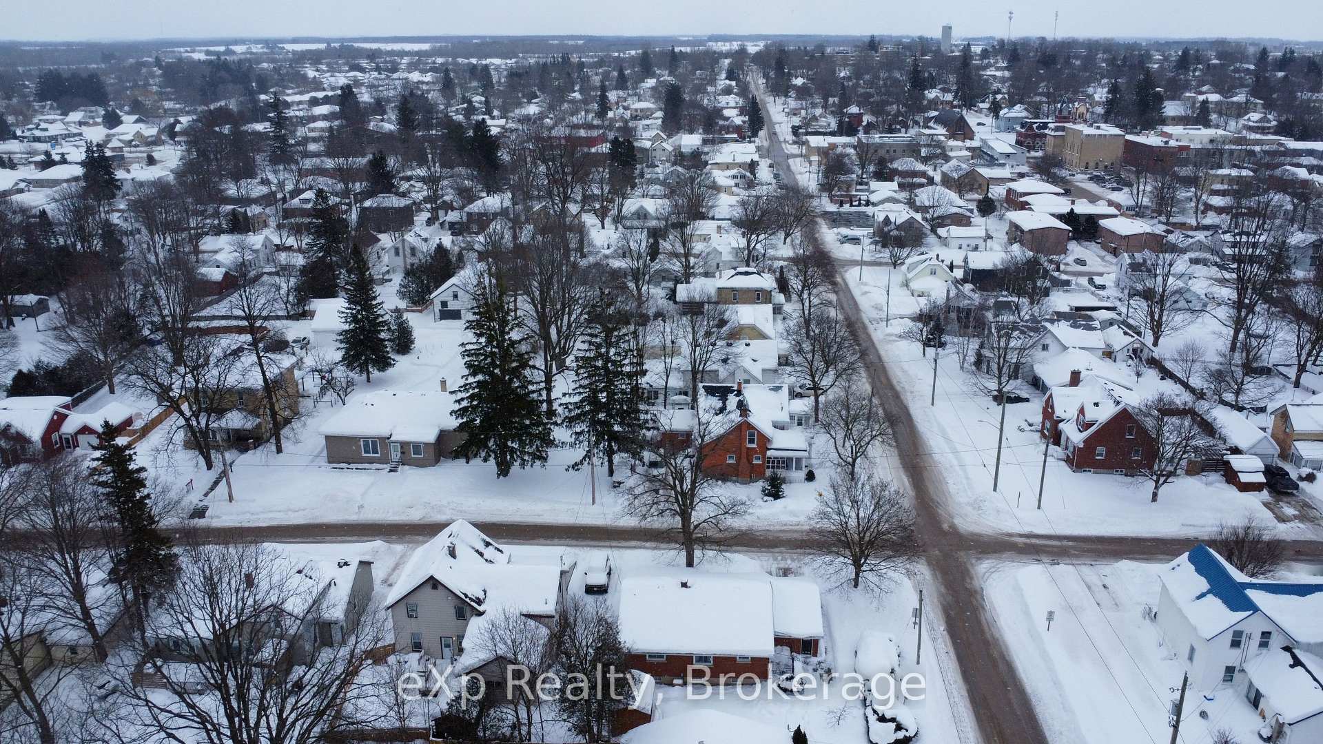 Photo 39 of 318 Leopold Street, North Huron, Wingham — HOMEH