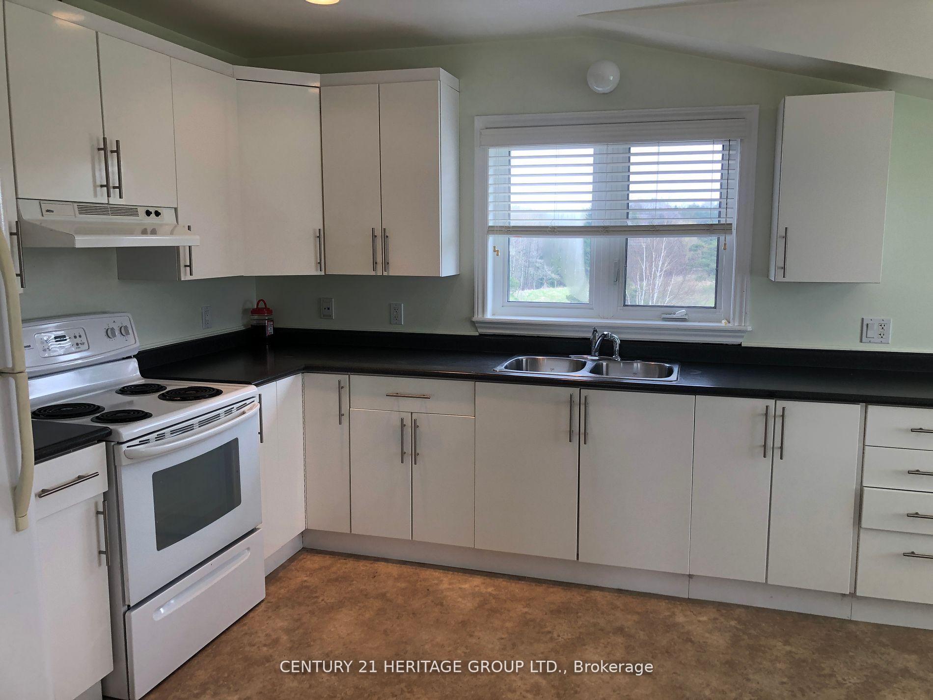 Photo 4 of Unit Upper, 6371 2nd Line, New Tecumseth, Rural New Tecumseth — HOMEH