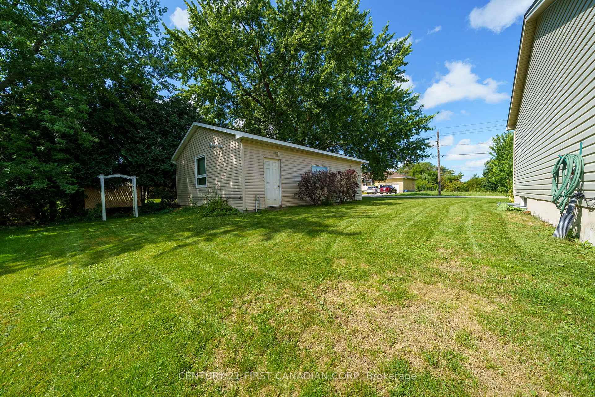 Photo 27 of 300 Station St Street, North Middlesex, Parkhill — HOMEH