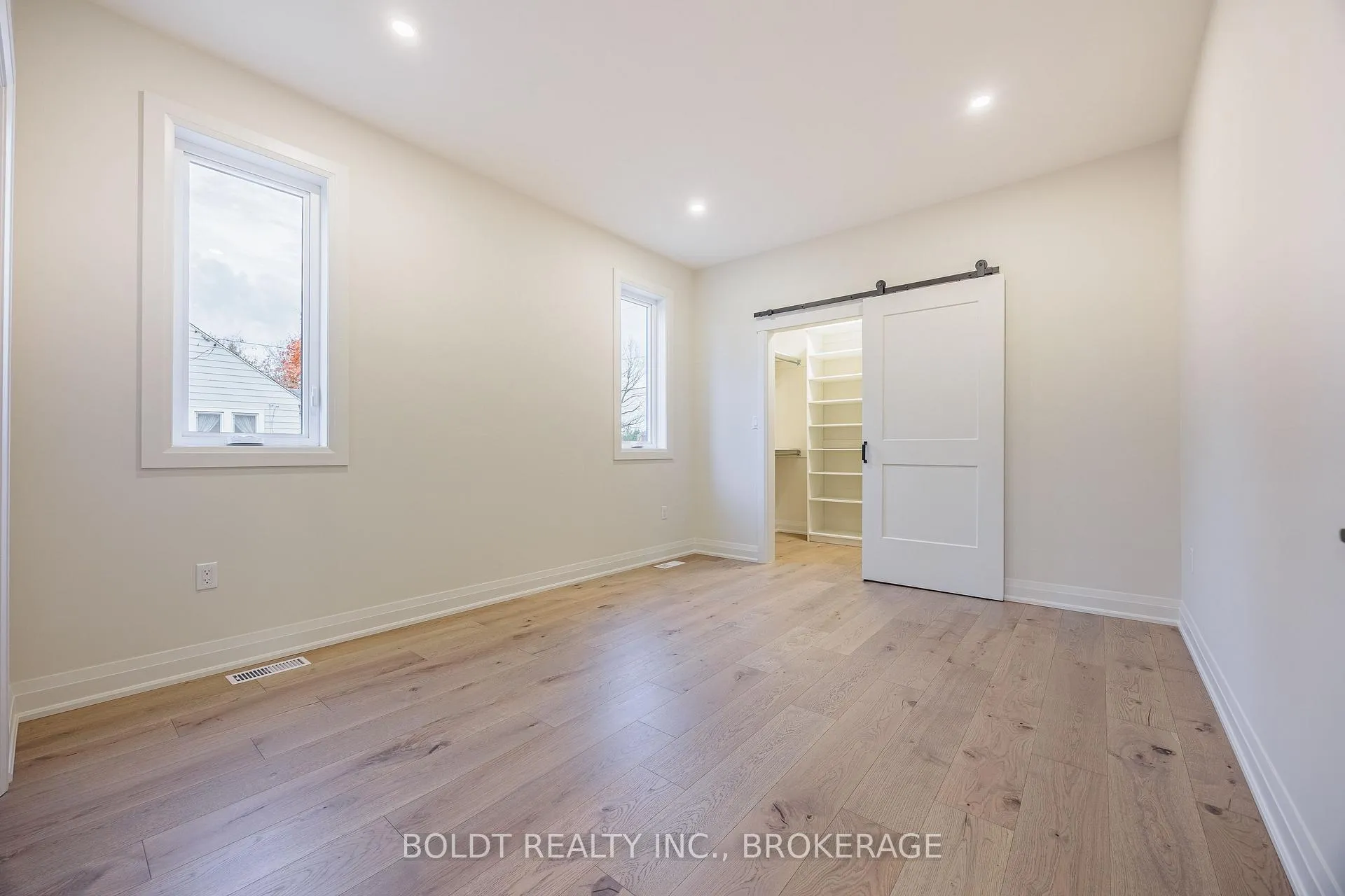 Photo 11 of 1051 Pelham Street, Pelham, Fonthill — HOMEH