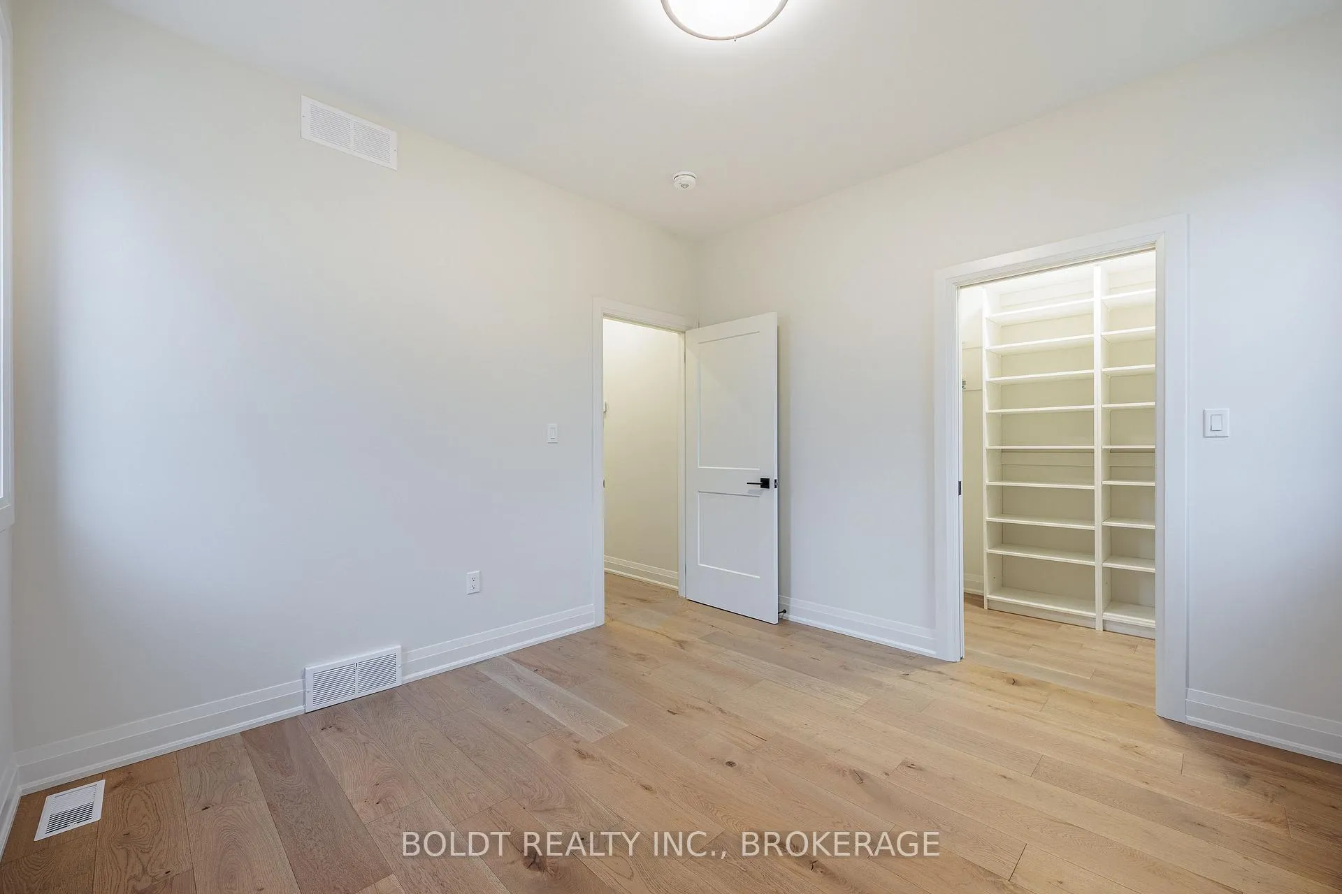 Photo 17 of 1051 Pelham Street, Pelham, Fonthill — HOMEH