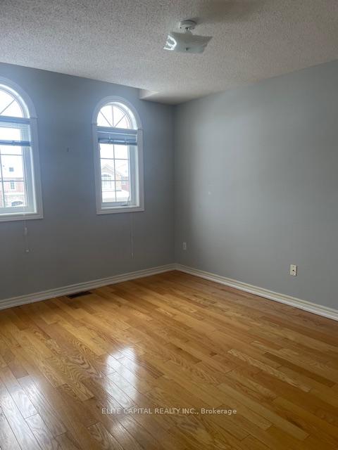 Photo 19 of 3 Whistler Court, Markham, Milliken Mills West — HOMEH