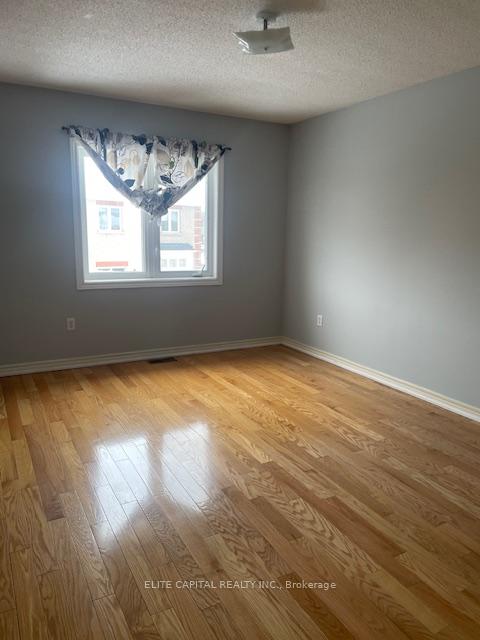 Photo 20 of 3 Whistler Court, Markham, Milliken Mills West — HOMEH