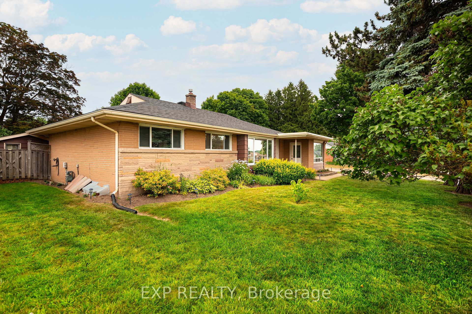 Photo 1 of 1 Banting Drive, Orangeville — HOMEH