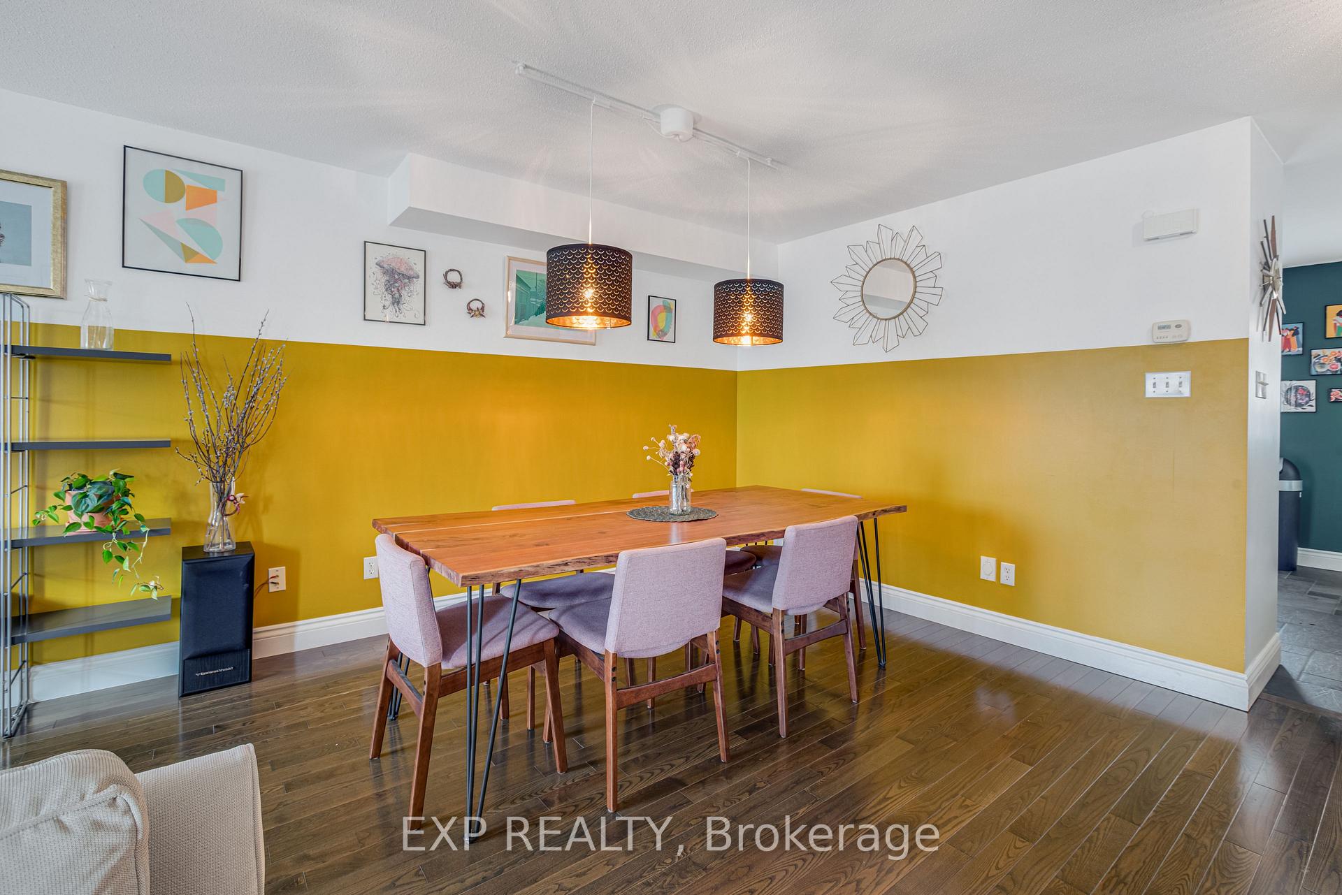 Photo 14 of 177 Arcola Private, Ottawa, Overbrook/Castle Heights — HOMEH