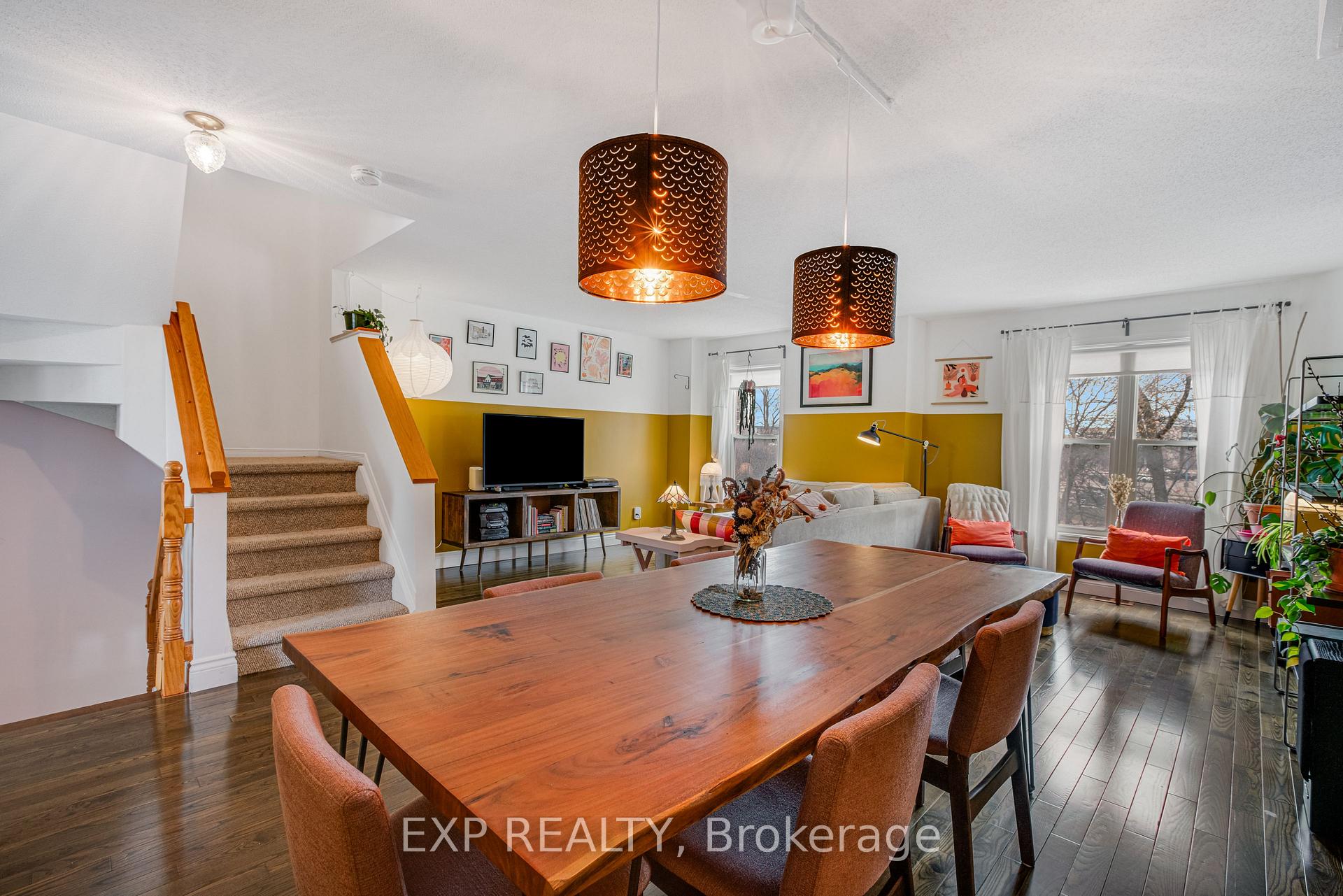 Photo 16 of 177 Arcola Private, Ottawa, Overbrook/Castle Heights — HOMEH