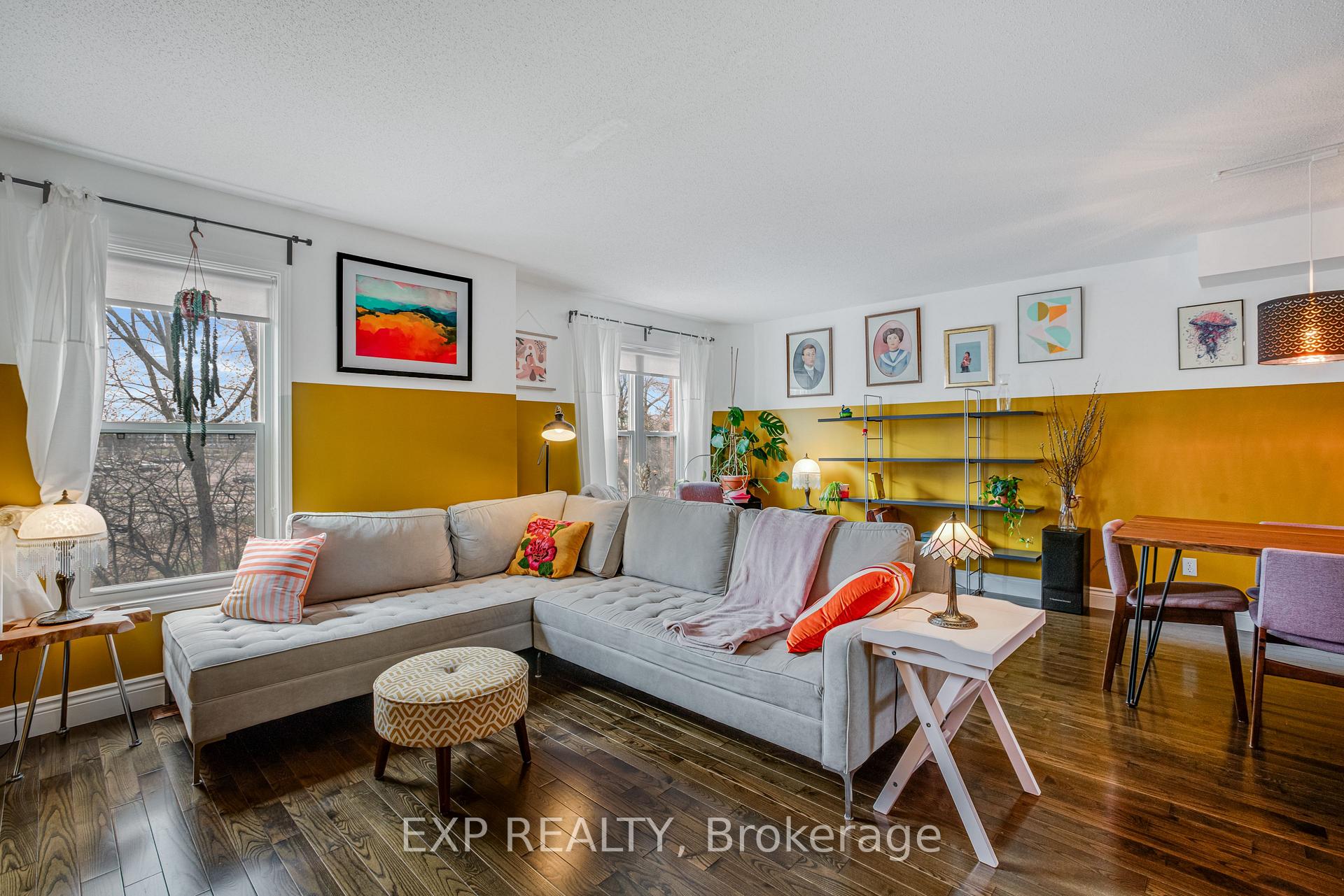Photo 18 of 177 Arcola Private, Ottawa, Overbrook/Castle Heights — HOMEH