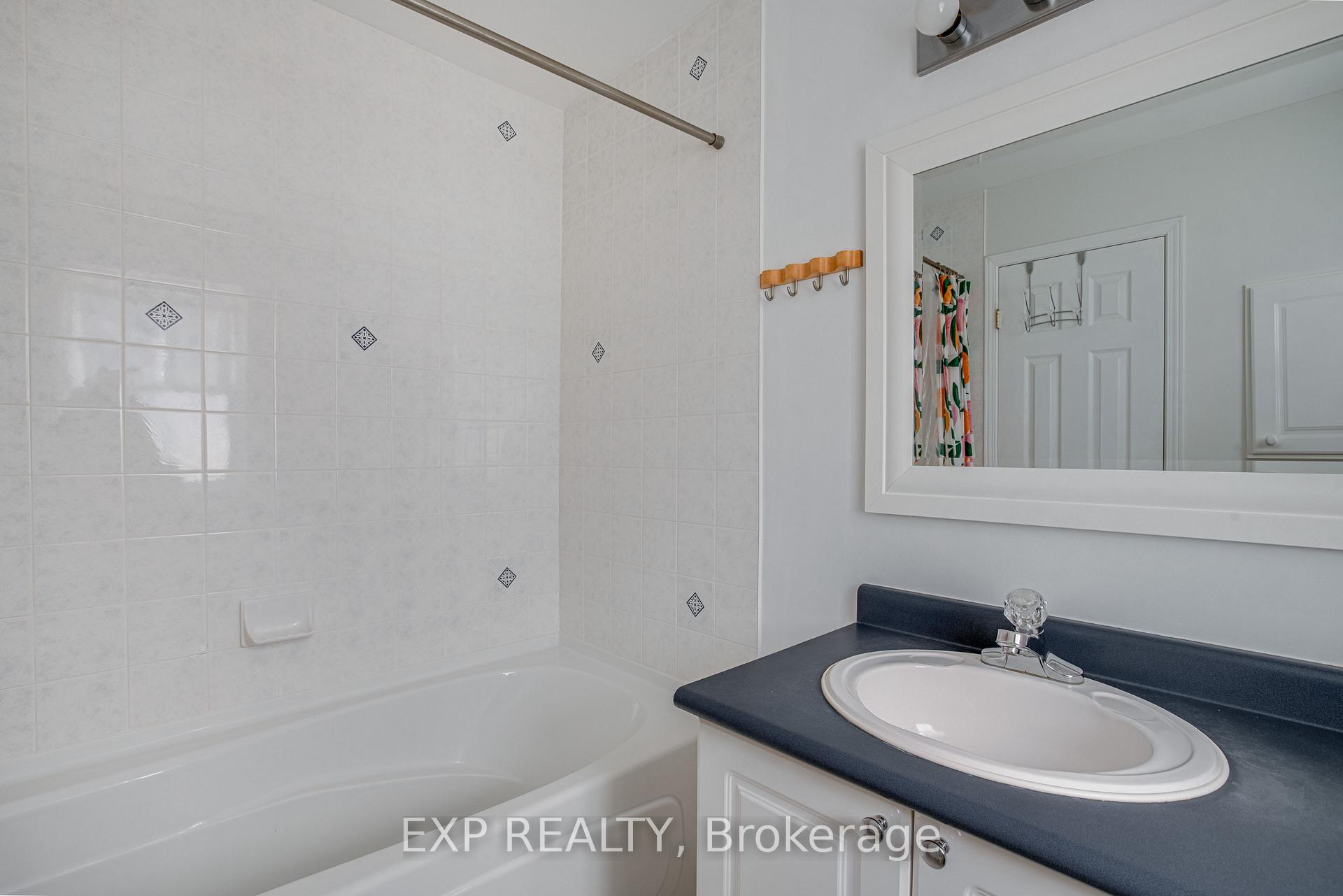Photo 30 of 177 Arcola Private, Ottawa, Overbrook/Castle Heights — HOMEH