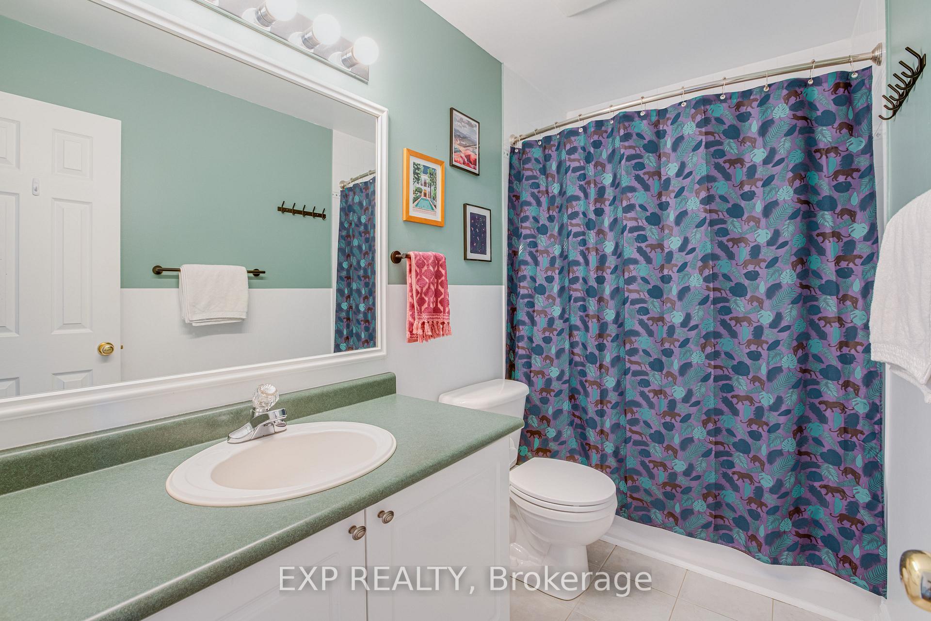 Photo 31 of 177 Arcola Private, Ottawa, Overbrook/Castle Heights — HOMEH