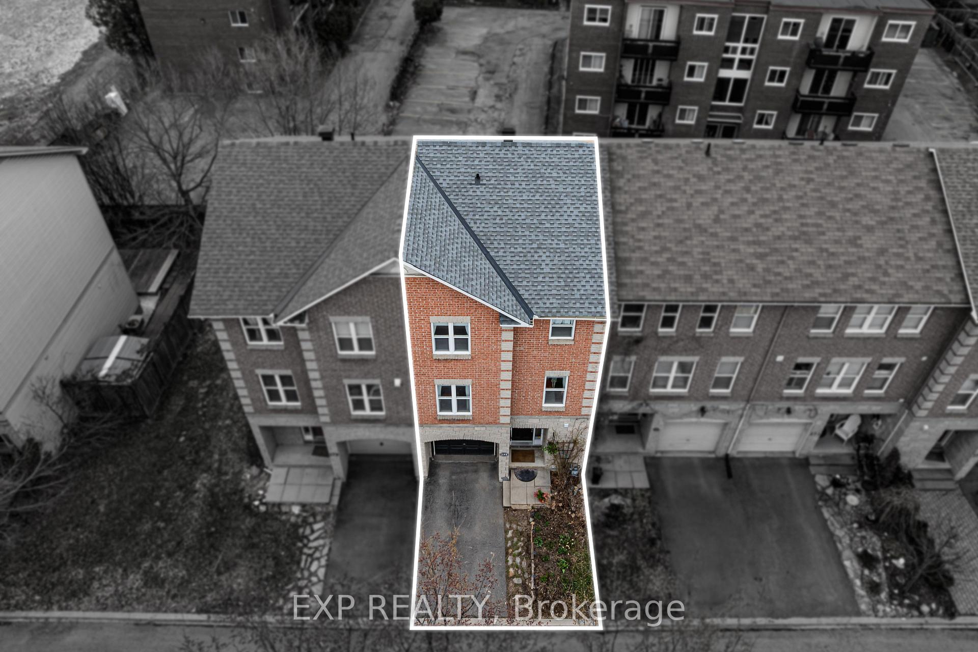 Photo 39 of 177 Arcola Private, Ottawa, Overbrook/Castle Heights — HOMEH