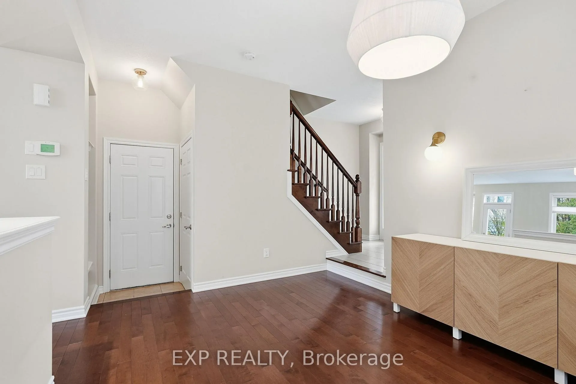 Photo 6 of 612 Calla Lily Terrace, Ottawa, Notting Hill/Summerside — HOMEH