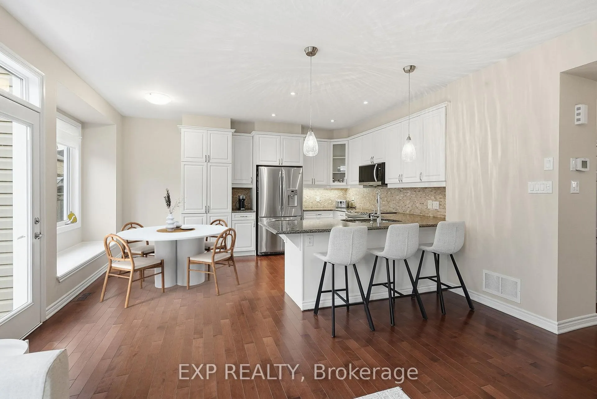 Photo 7 of 612 Calla Lily Terrace, Ottawa, Notting Hill/Summerside — HOMEH
