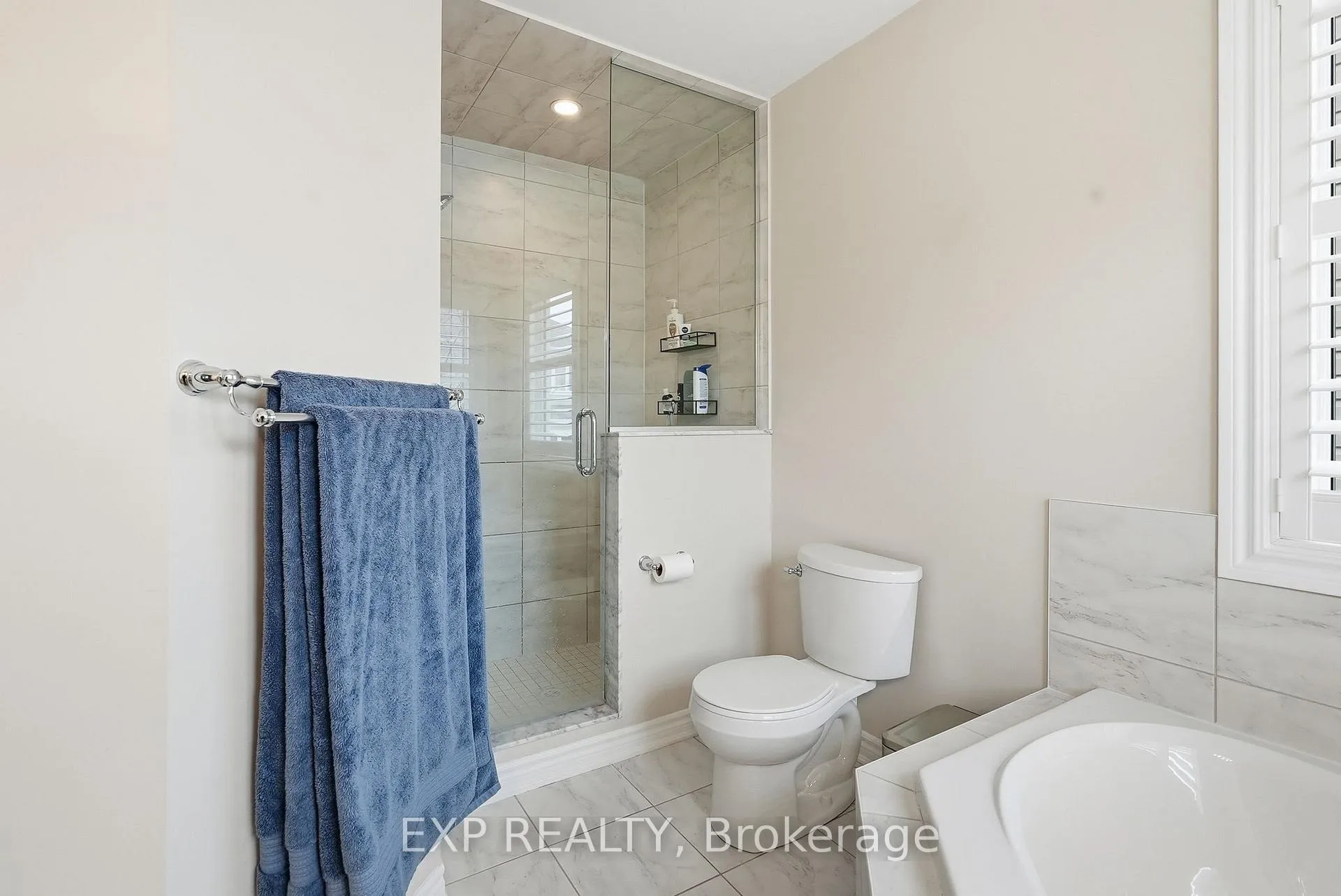 Photo 16 of 612 Calla Lily Terrace, Ottawa, Notting Hill/Summerside — HOMEH